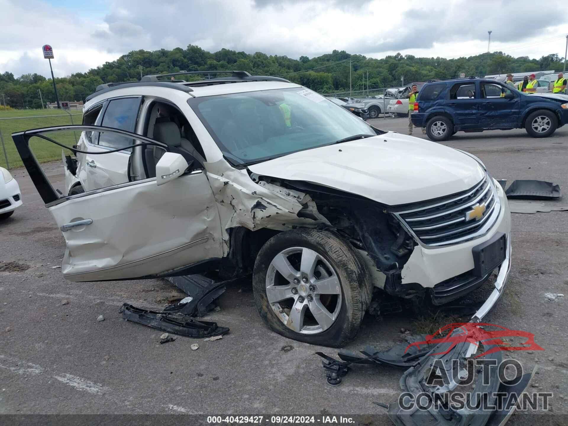 CHEVROLET TRAVERSE 2015 - 1GNKVJKDXFJ257564