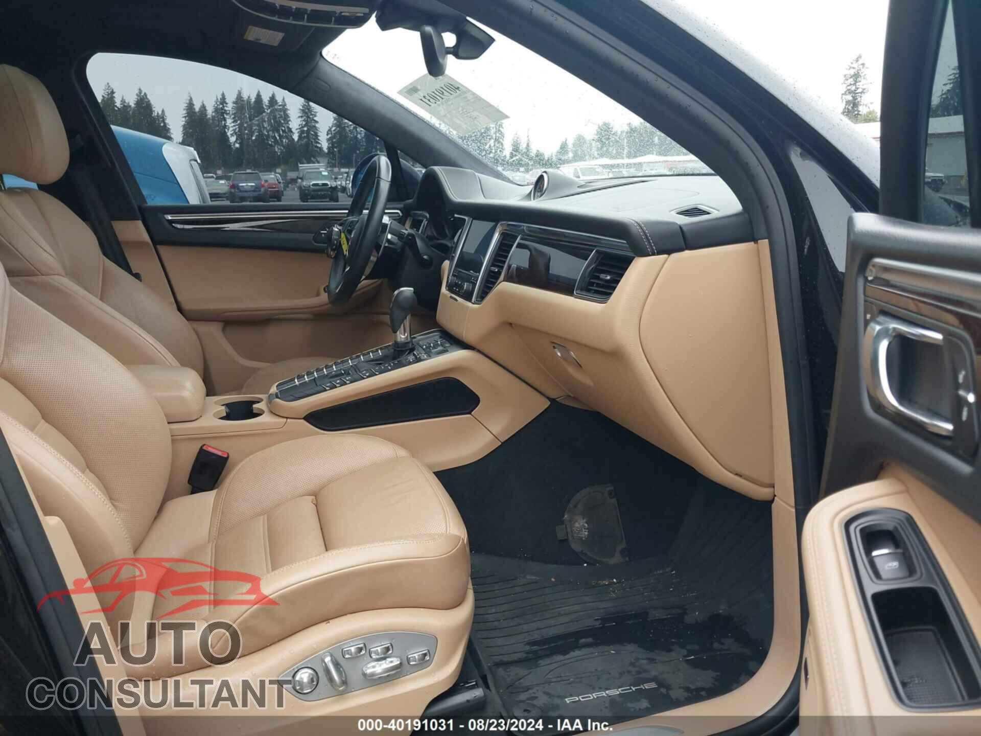PORSCHE MACAN 2017 - WP1AF2A55HLB61459