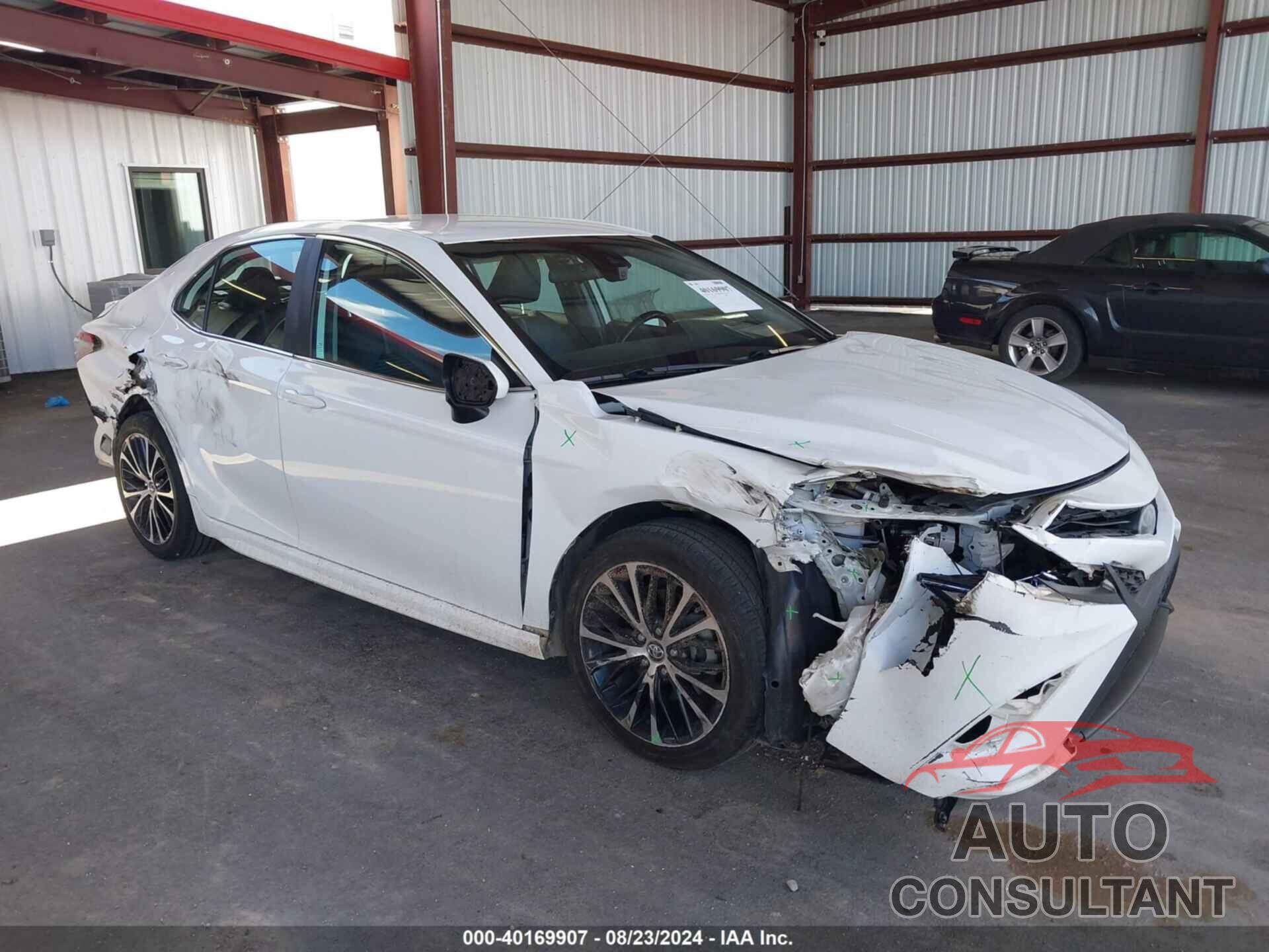 TOYOTA CAMRY 2019 - 4T1B11HK2KU743610
