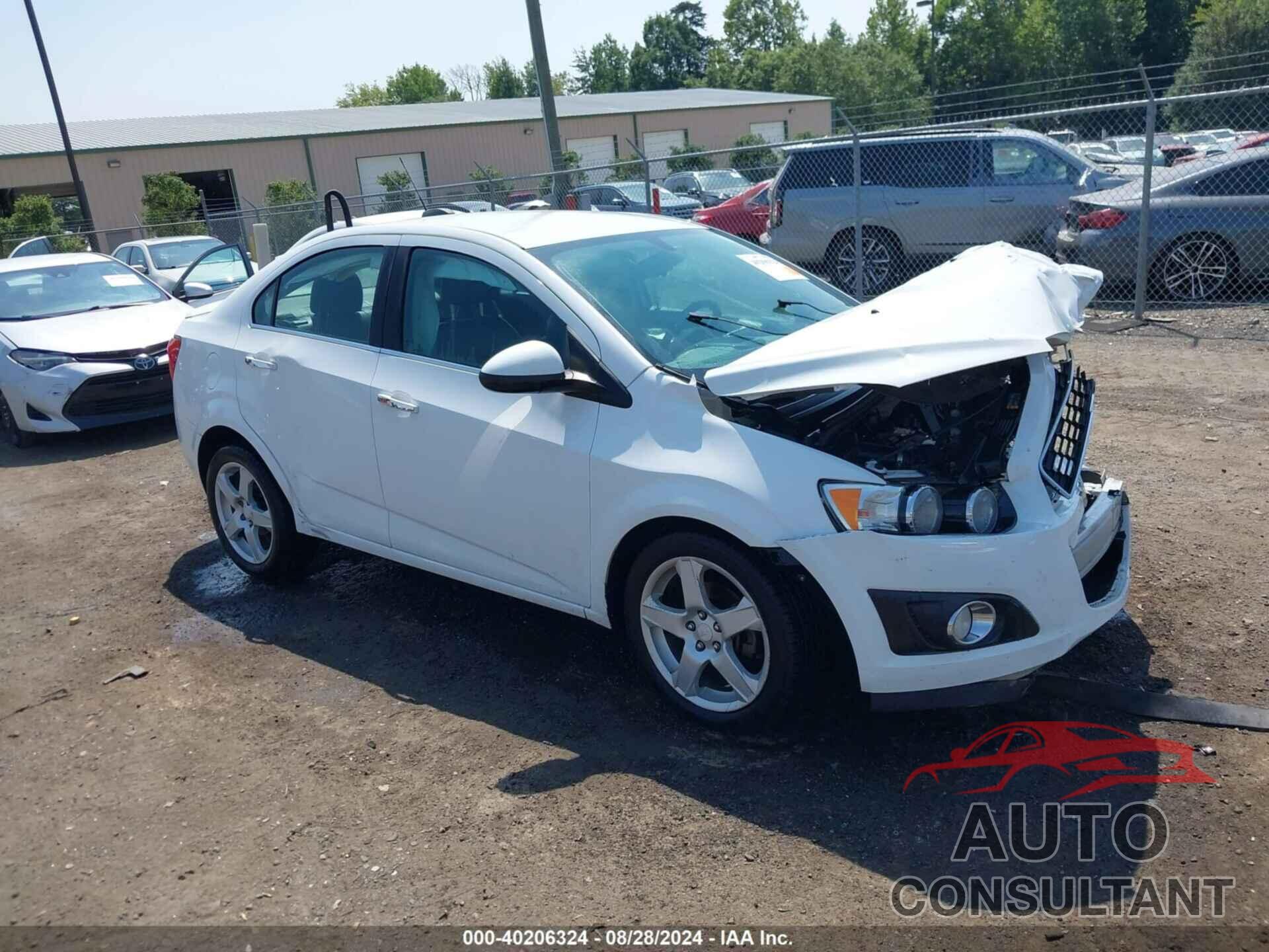 CHEVROLET SONIC 2016 - 1G1JE5SB0G4156696