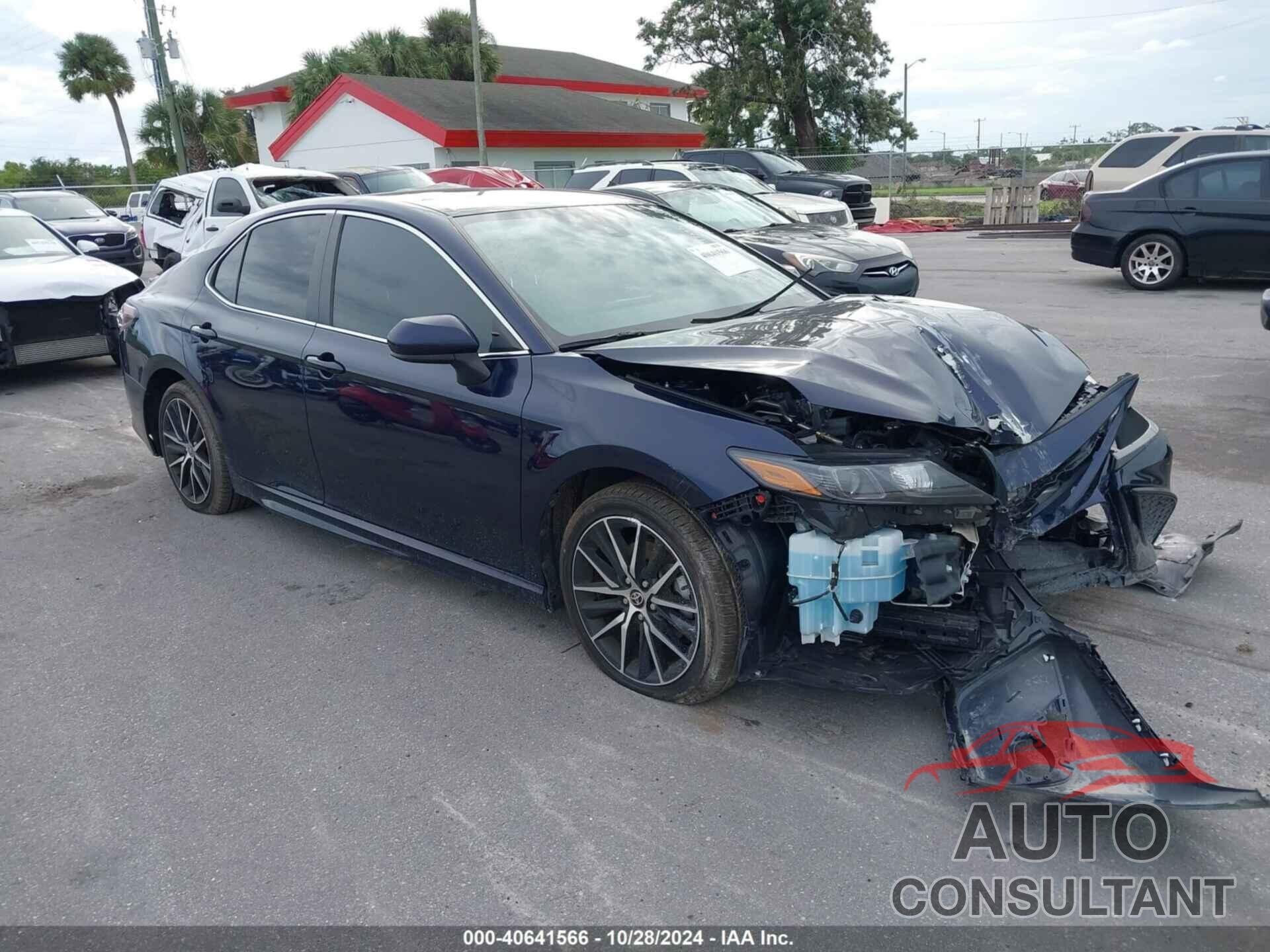 TOYOTA CAMRY 2021 - 4T1G11AK3MU570330