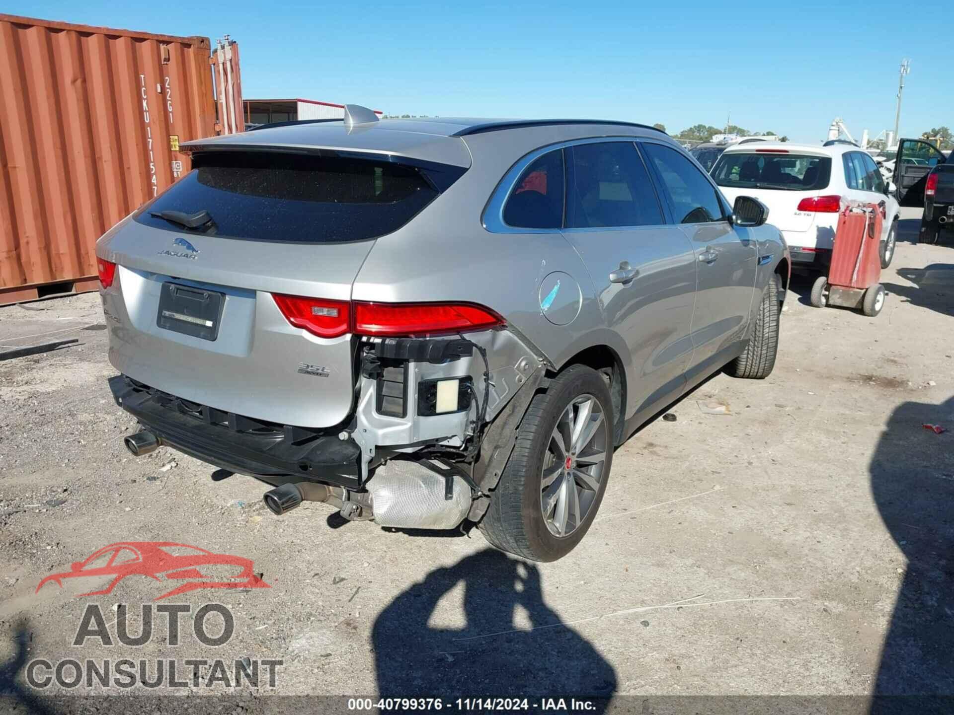 JAGUAR F-PACE 2017 - SADCK2BV8HA886039