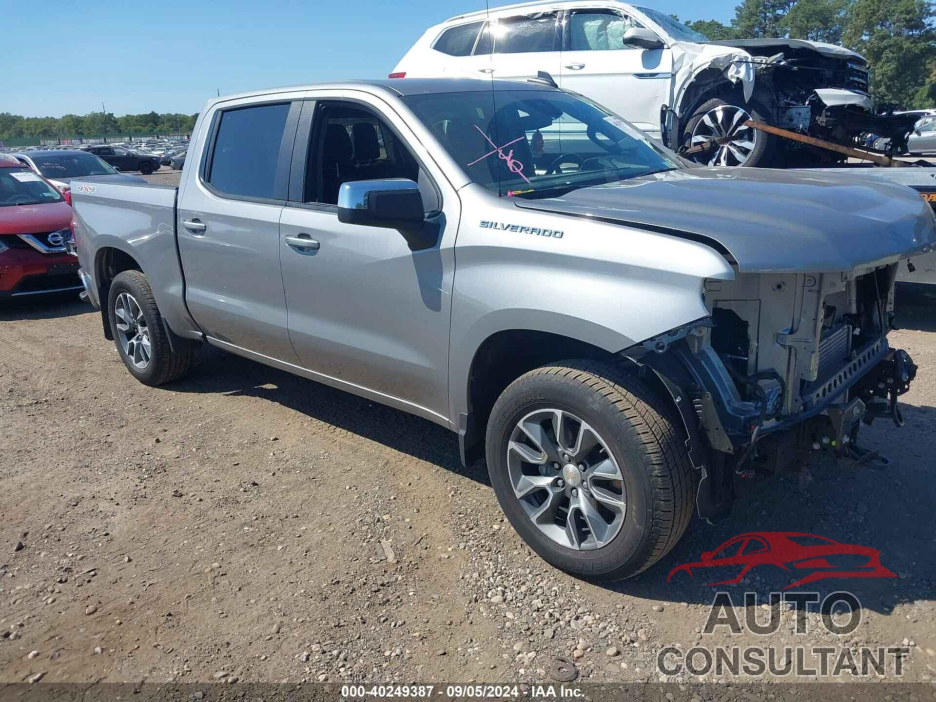 CHEVROLET SILVERADO 1500 2023 - 1GCPDKEK0PZ220656
