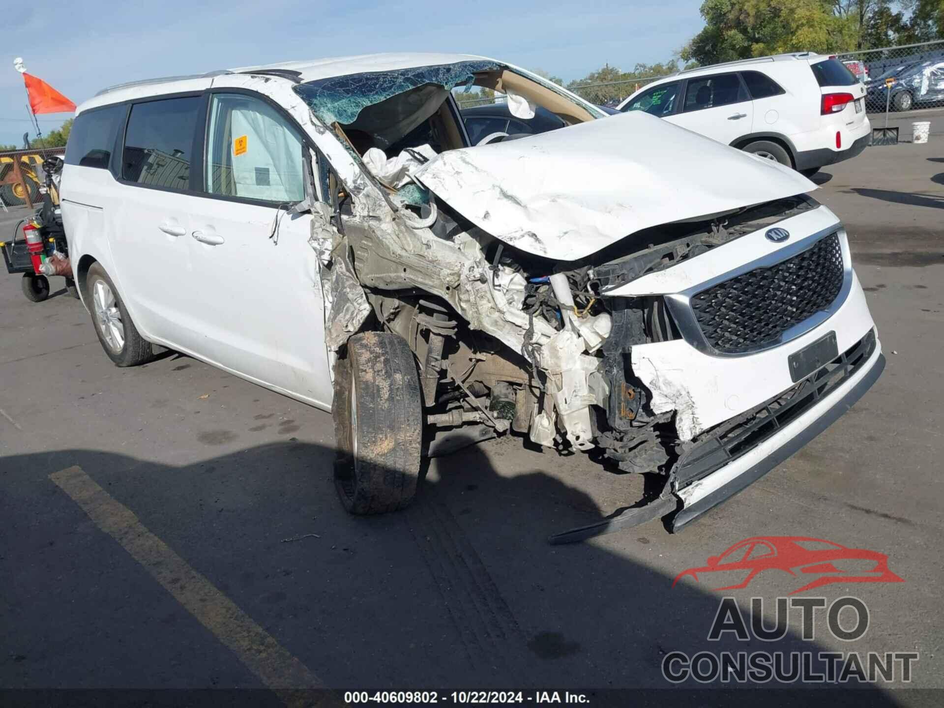 KIA SEDONA 2015 - KNDMB5C19F6057848