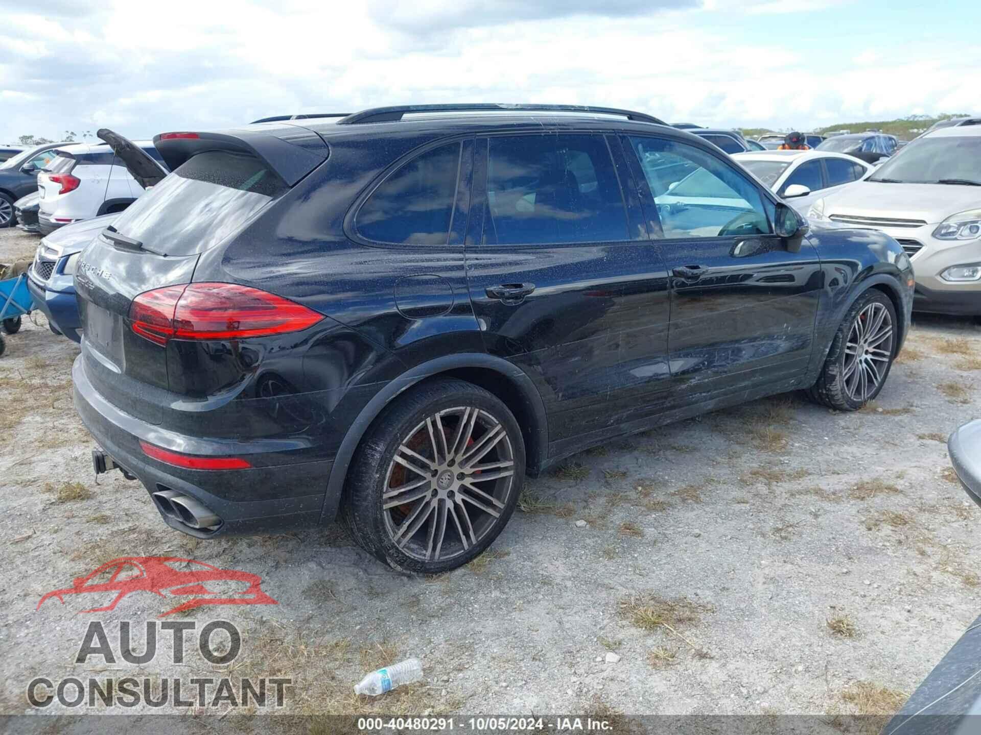 PORSCHE CAYENNE 2017 - WP1AC2A27HLA92384
