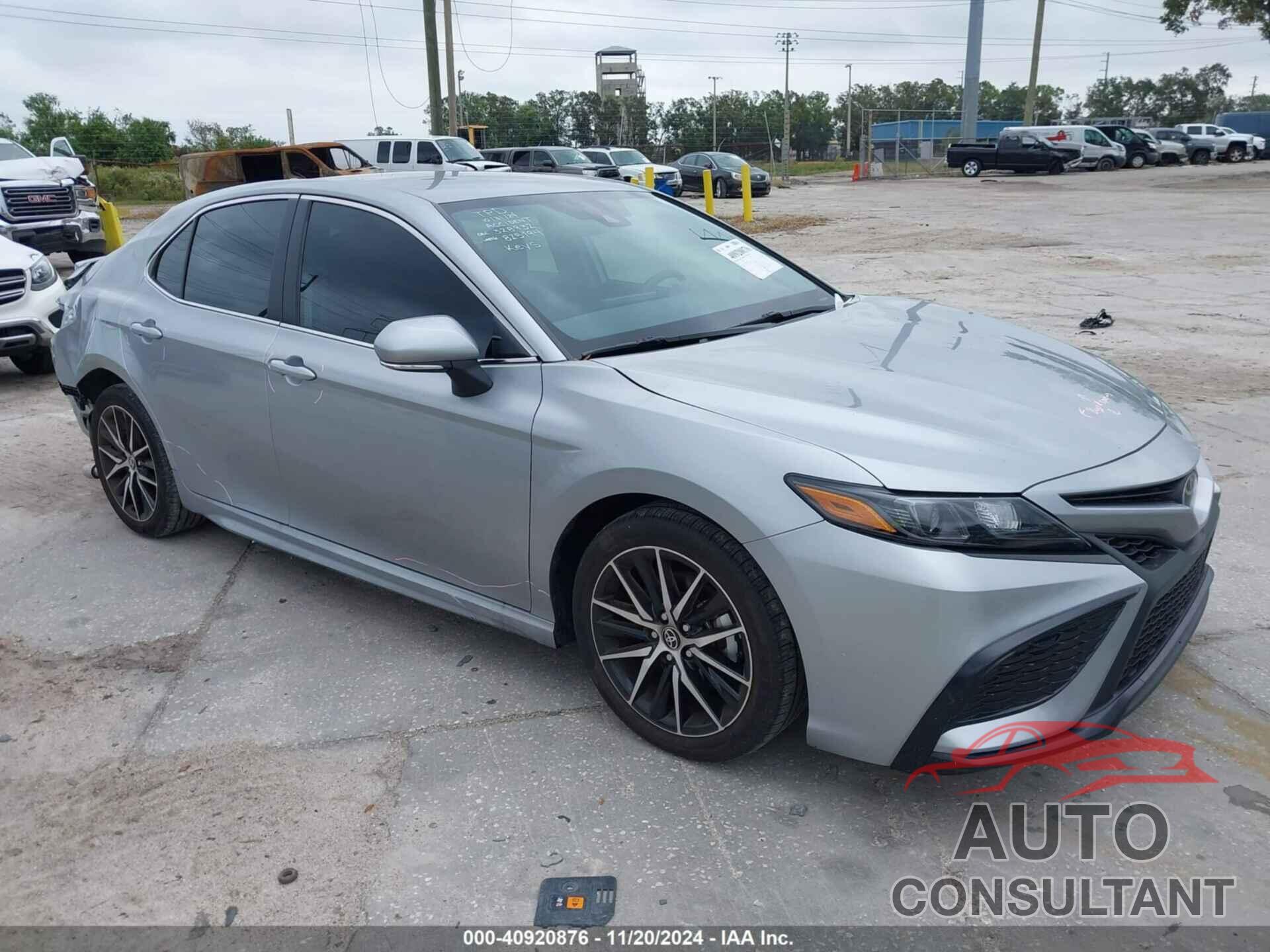 TOYOTA CAMRY 2023 - 4T1G11AK9PU825194