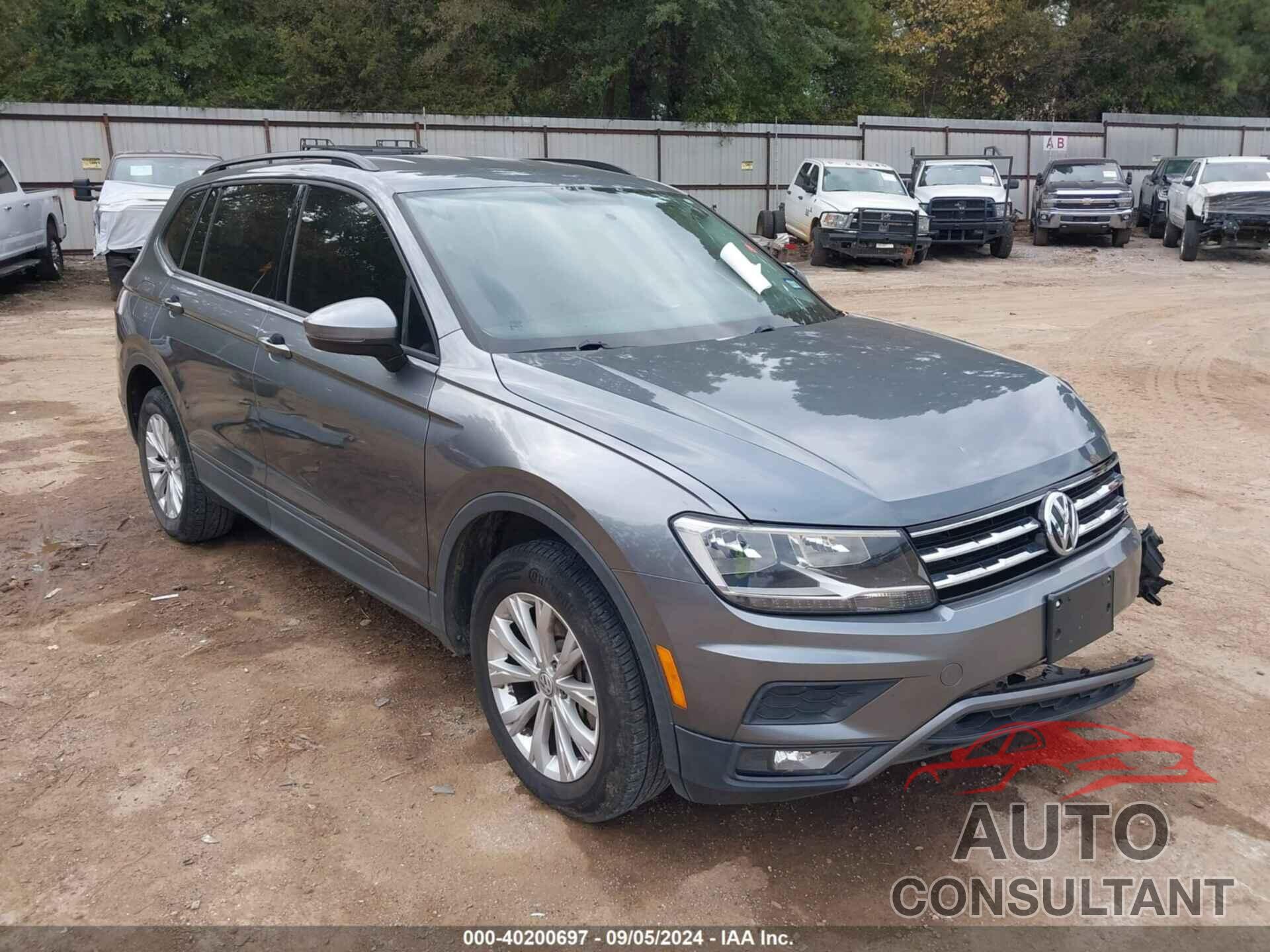 VOLKSWAGEN TIGUAN 2018 - 3VV1B7AX5JM023597