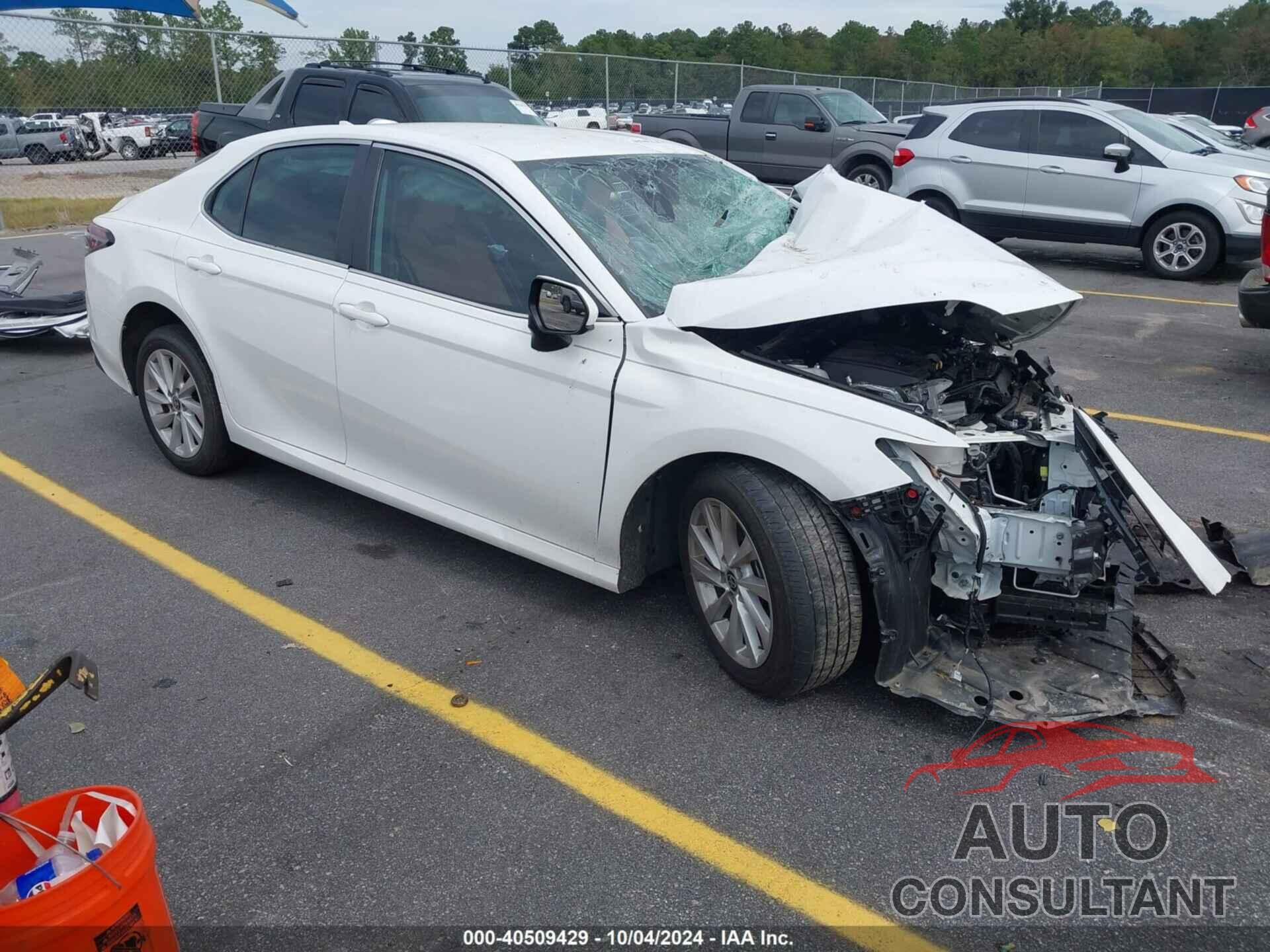 TOYOTA CAMRY 2023 - 4T1C11AK1PU124986