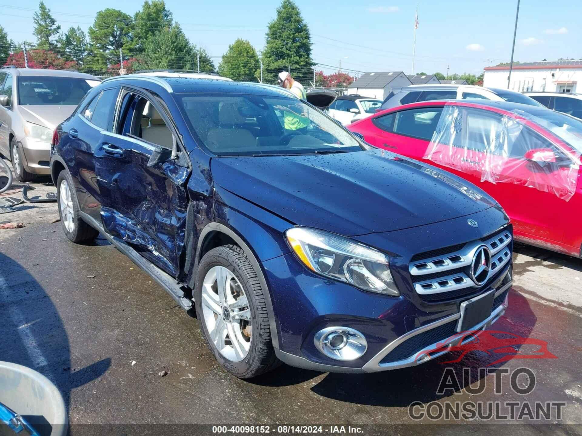 MERCEDES-BENZ GLA 250 2018 - WDCTG4GB3JJ446284