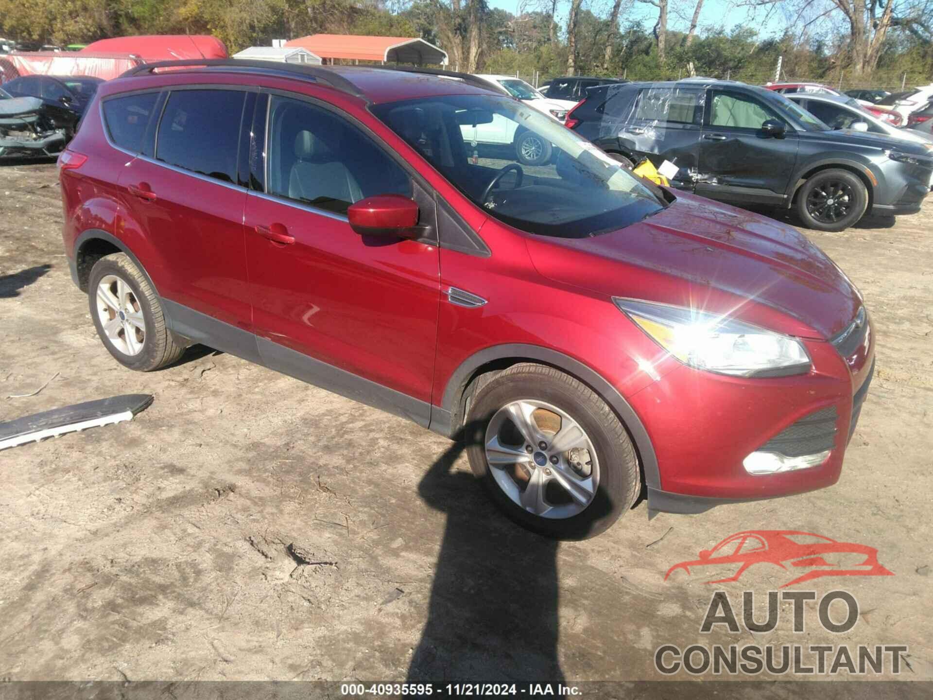 FORD ESCAPE 2015 - 1FMCU0G93FUA14283