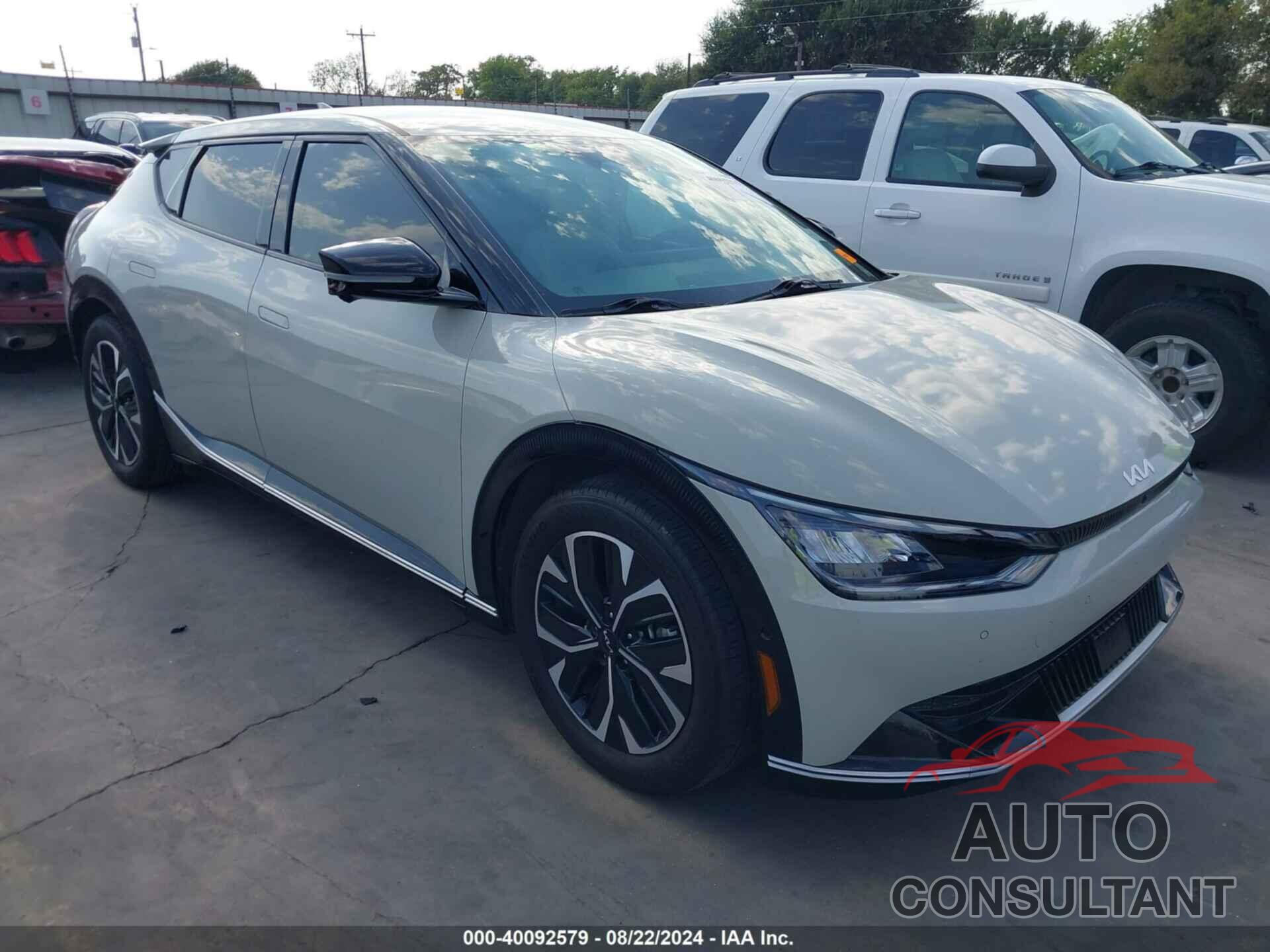 KIA EV6 2023 - KNDC34LA1P5099411
