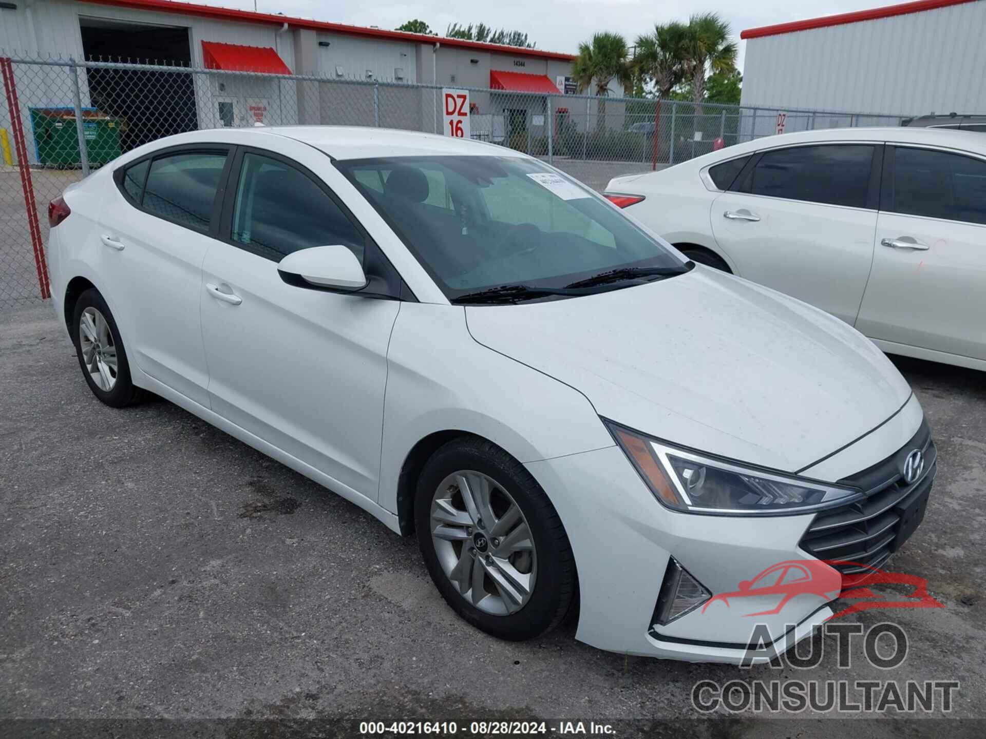 HYUNDAI ELANTRA 2020 - 5NPD84LF7LH621180