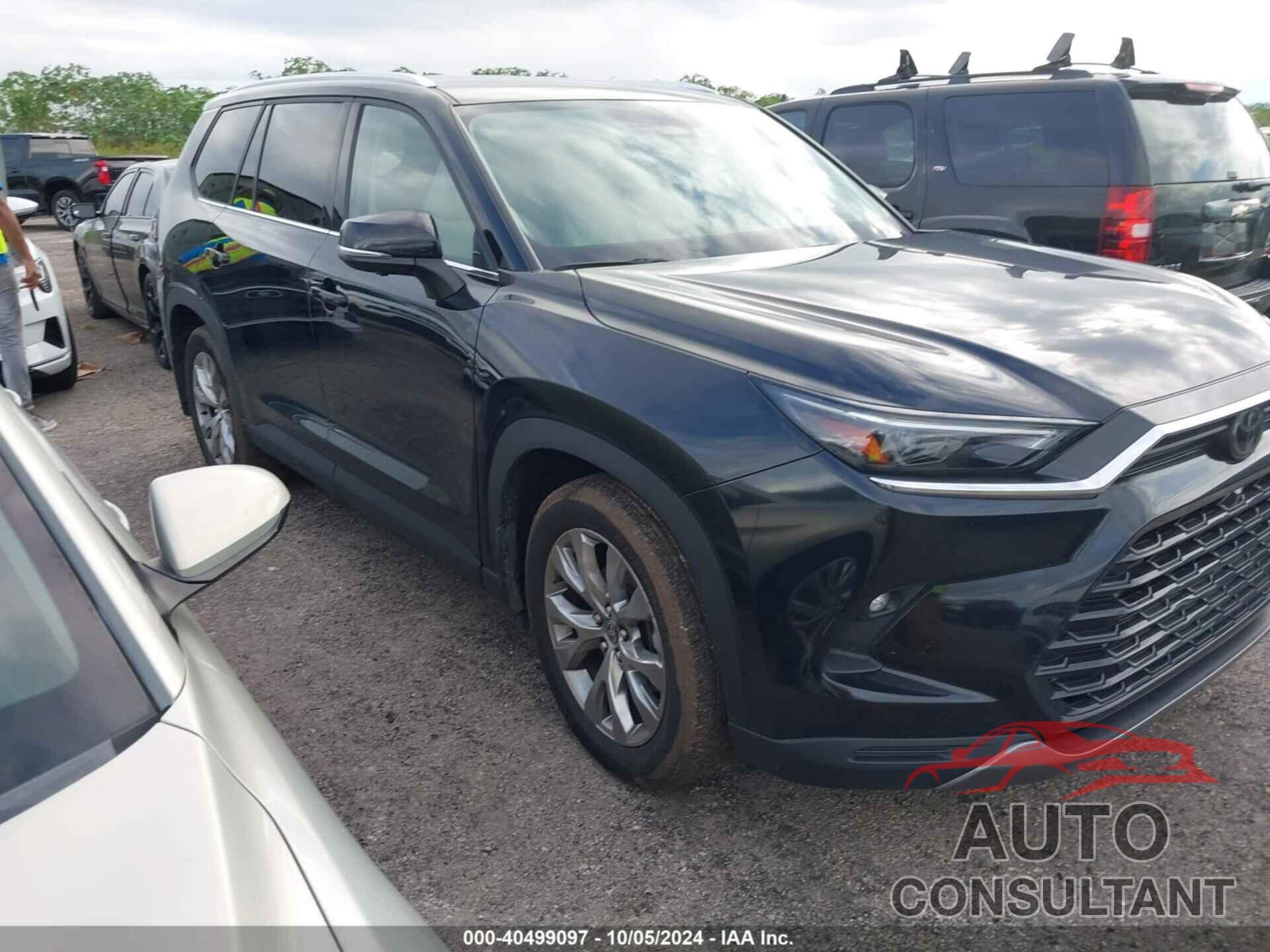 TOYOTA GRAND HIGHLANDER 2024 - 5TDAAAA56RS009264