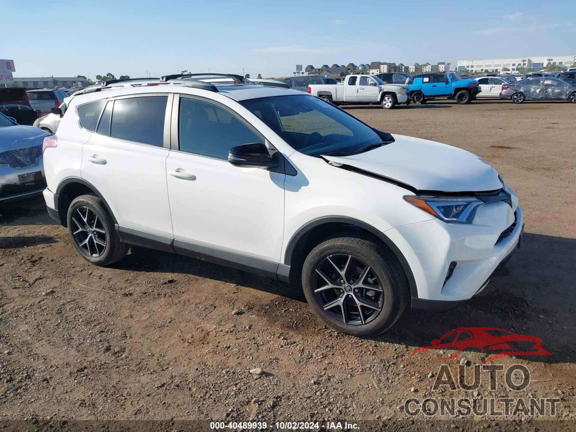 TOYOTA RAV4 2017 - JTMNFREV8HJ116713