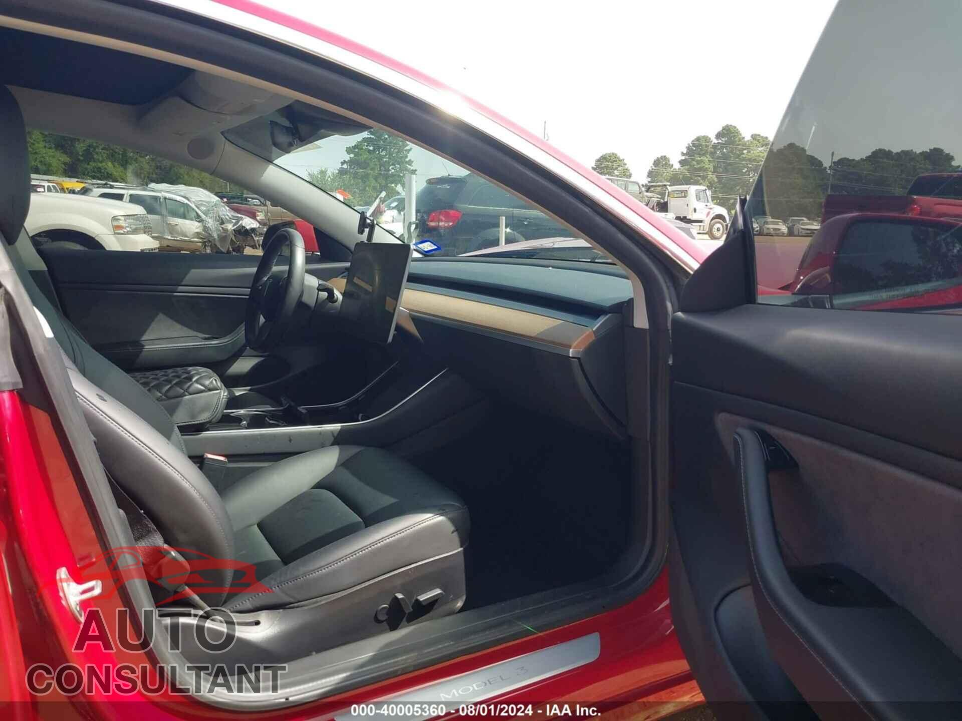 TESLA MODEL 3 2019 - 5YJ3E1EA4KF308704