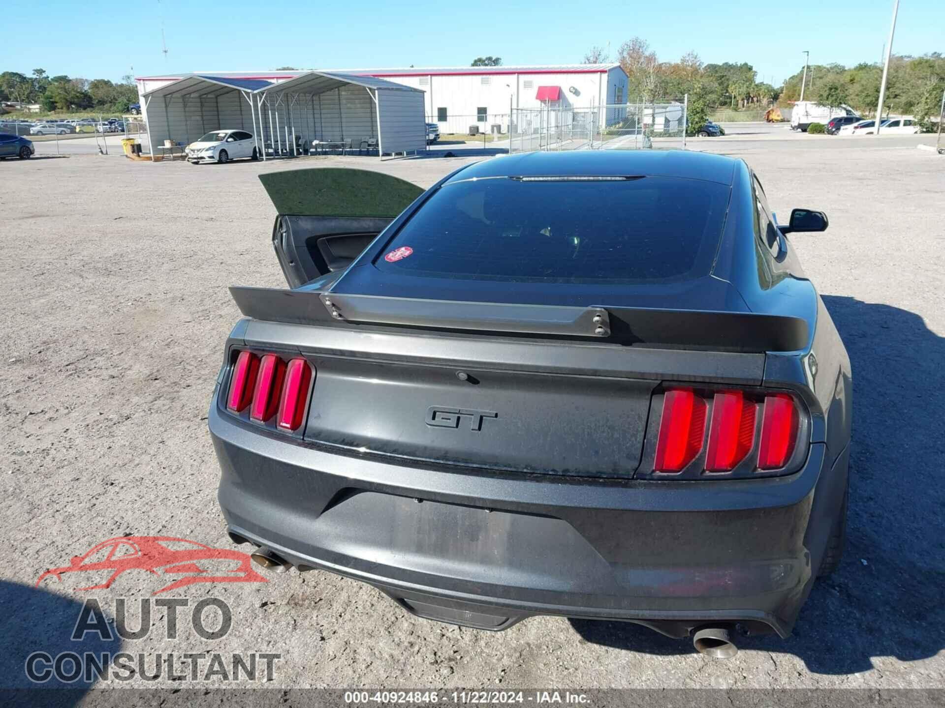 FORD MUSTANG 2017 - 1FA6P8CF6H5244423