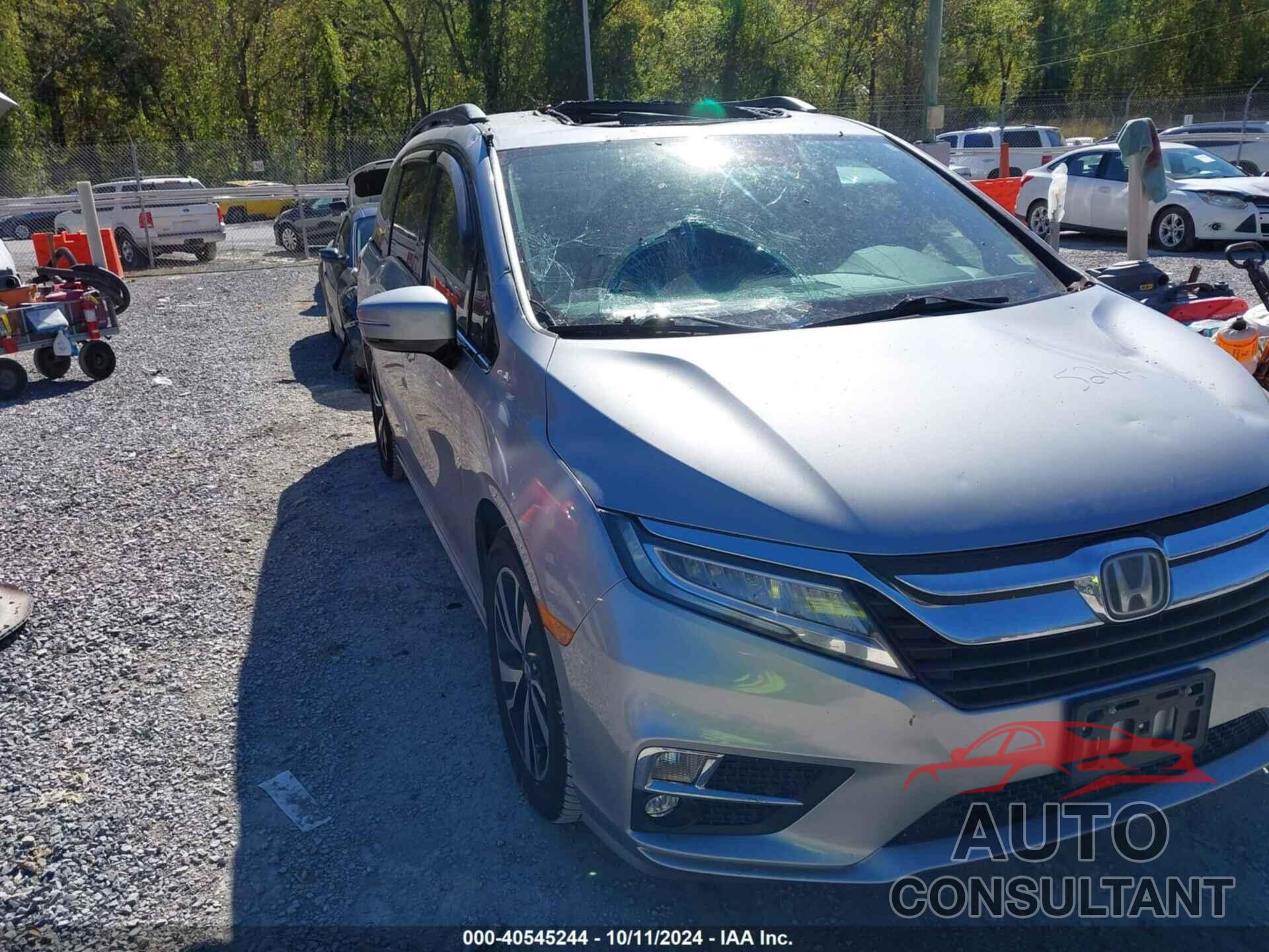 HONDA ODYSSEY 2018 - 5FNRL6H93JB051130