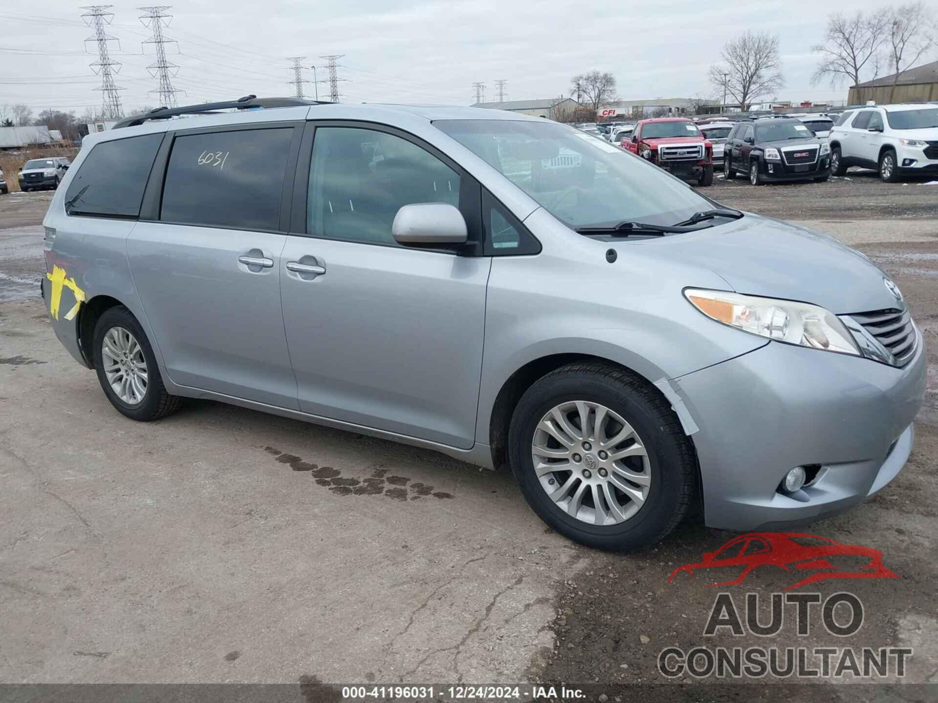 TOYOTA SIENNA 2014 - 5TDYK3DC8ES434495