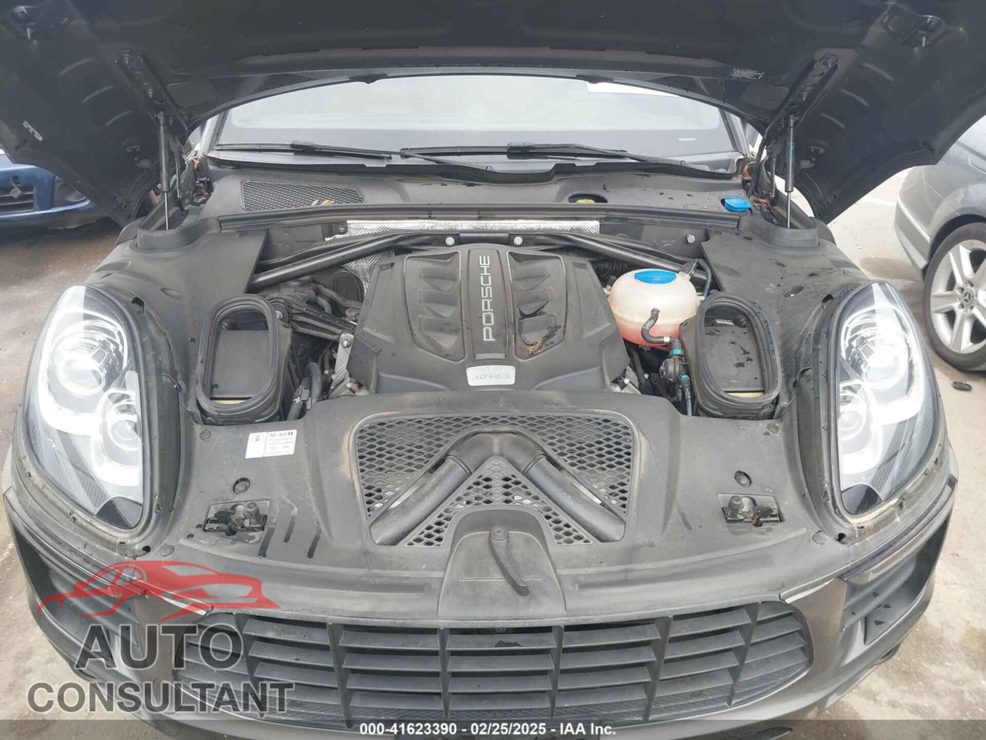 PORSCHE MACAN 2015 - WP1AB2A52FLB68751