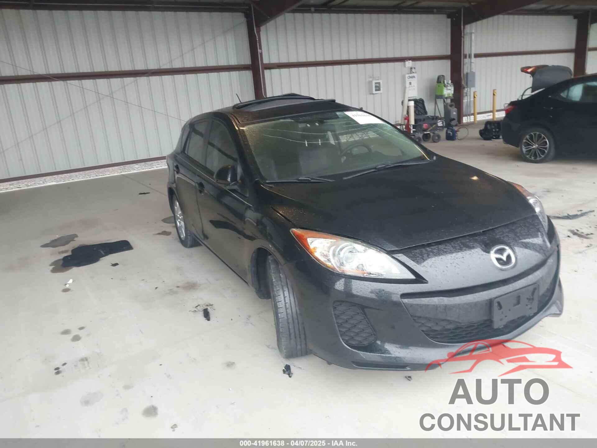 MAZDA MAZDA3 2012 - JM1BL1M82C1638304