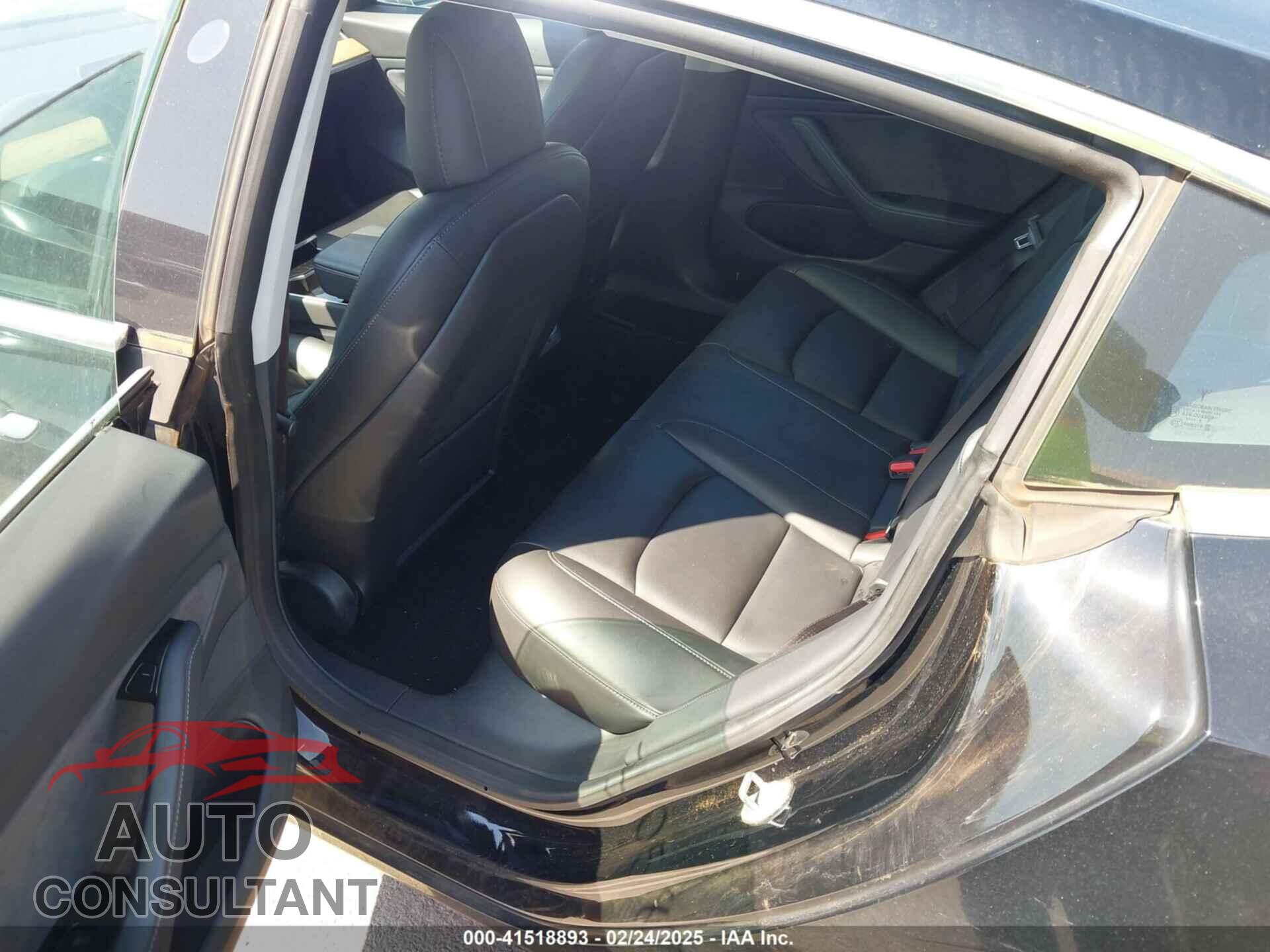TESLA MODEL 3 2019 - 5YJ3E1EA2KF305820