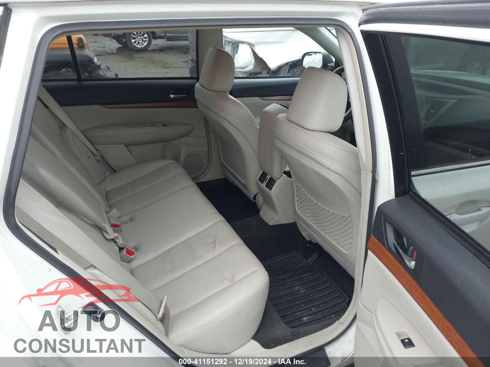 SUBARU OUTBACK 2014 - 4S4BRDLCXE2206560