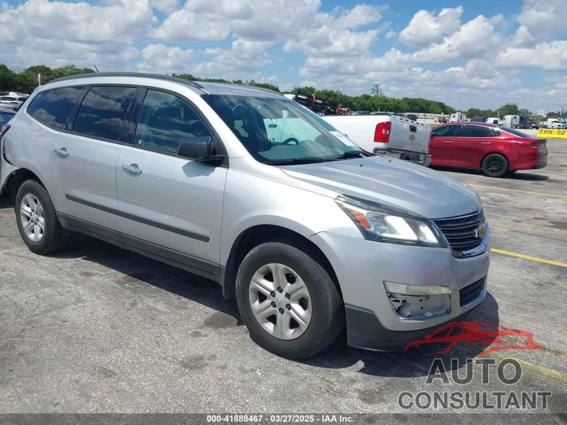 CHEVROLET TRAVERSE 2015 - 1GNKRFED8FJ336647