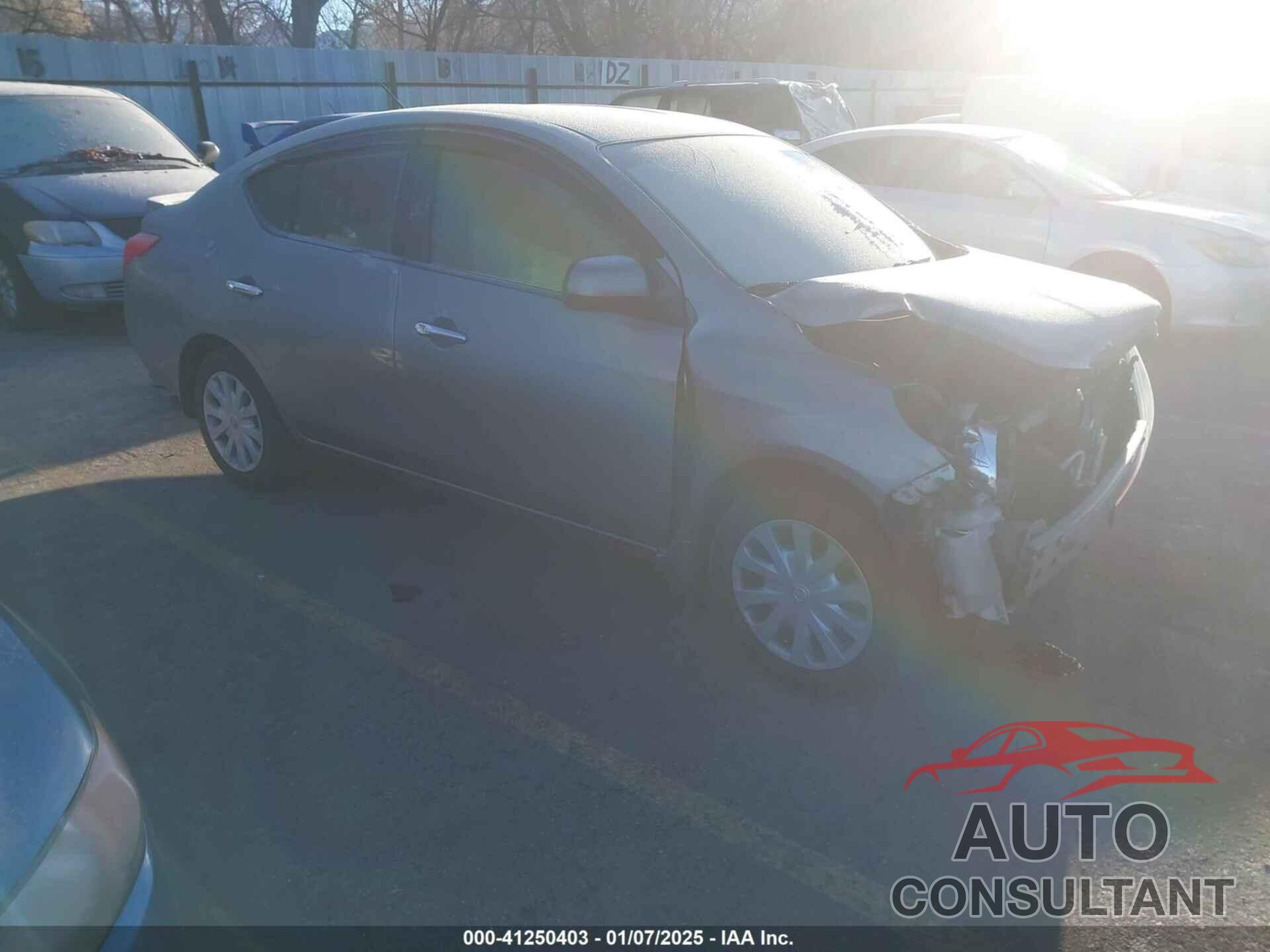 NISSAN VERSA 2013 - 3N1CN7AP5DL833470