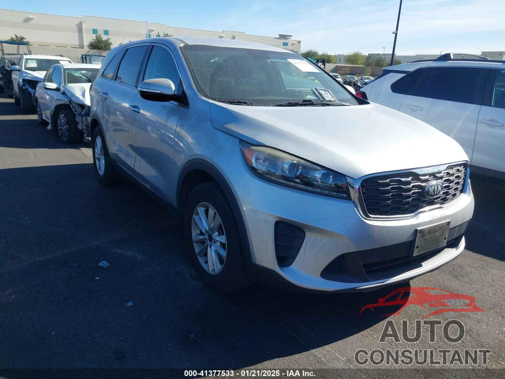 KIA SORENTO 2019 - 5XYPG4A39KG450852