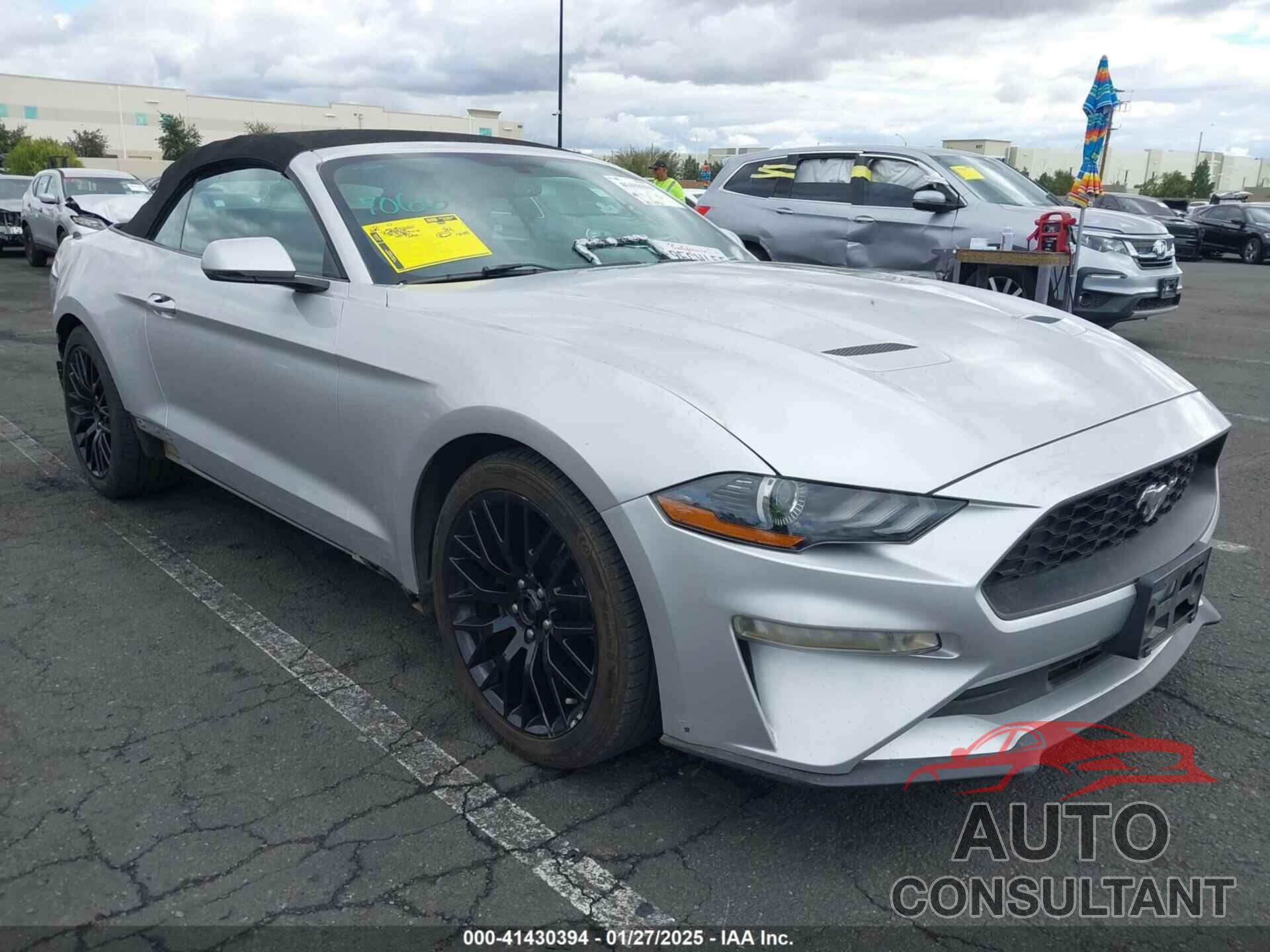 FORD MUSTANG 2018 - 1FATP8UH9J5105816