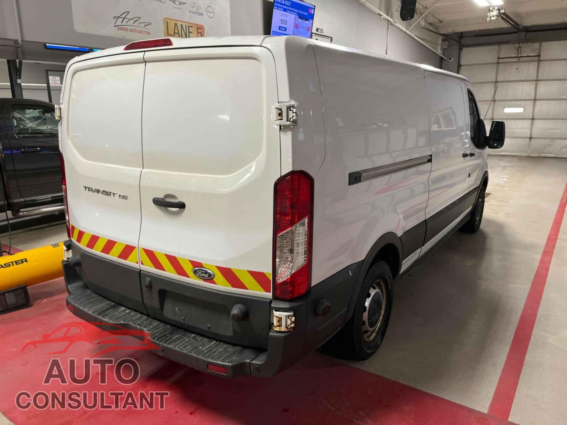 FORD TRANSIT-150 2015 - 1FTNE2YM7FKB29926