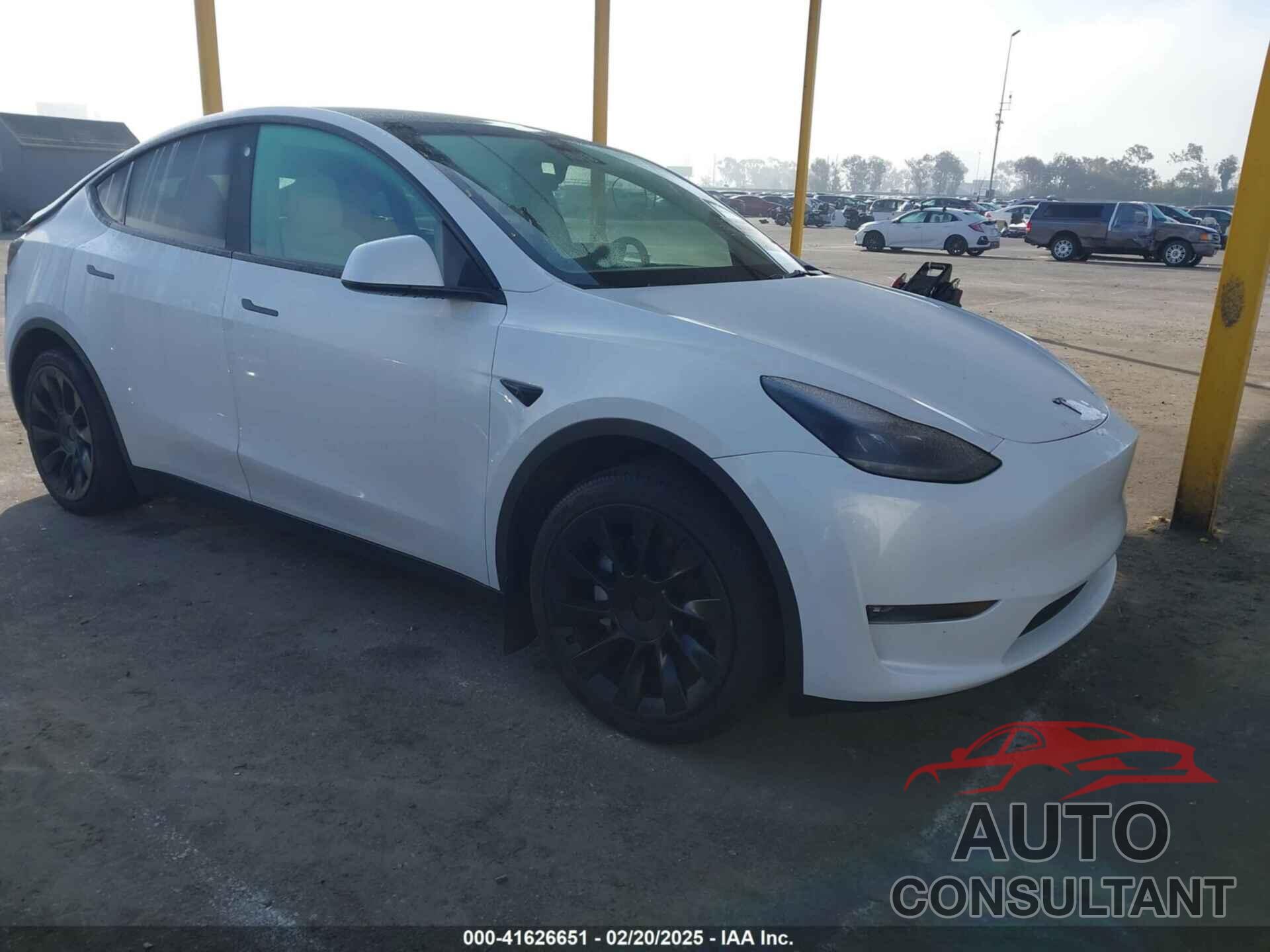 TESLA MODEL Y 2023 - 7SAYGAEE7PF766735