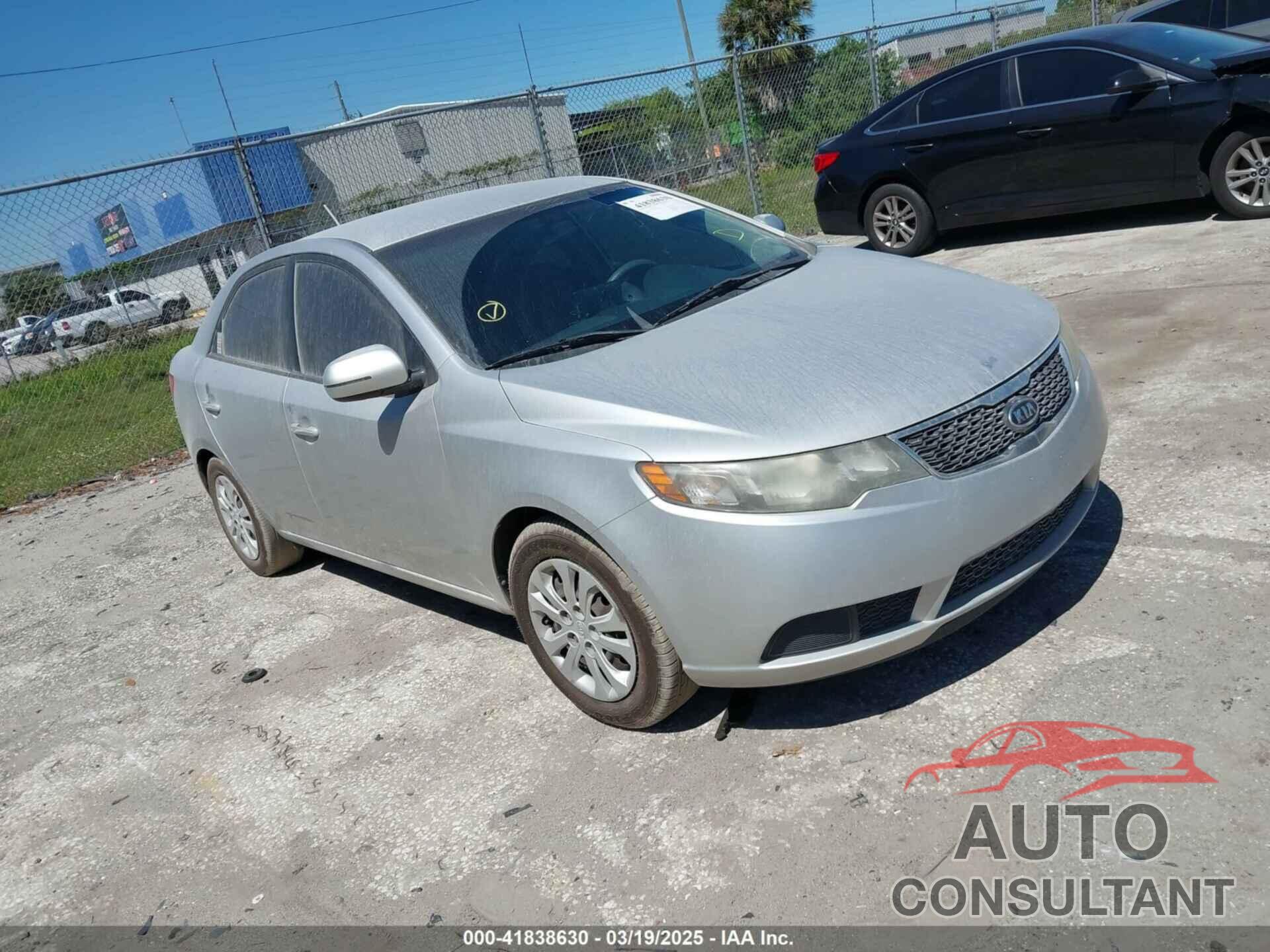 KIA FORTE 2011 - KNAFU4A2XB5887017