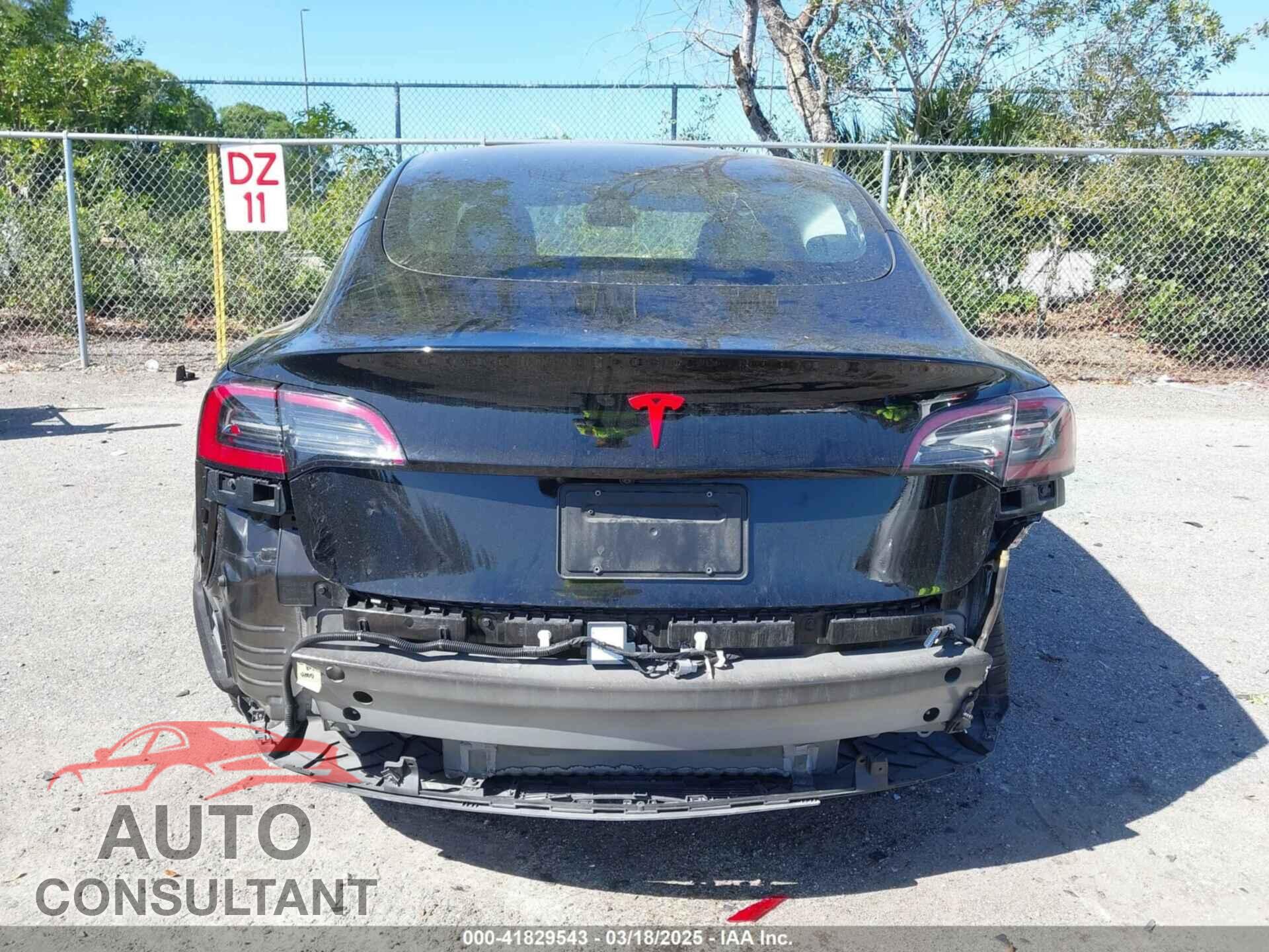 TESLA MODEL 3 2023 - 5YJ3E1EAXPF623403