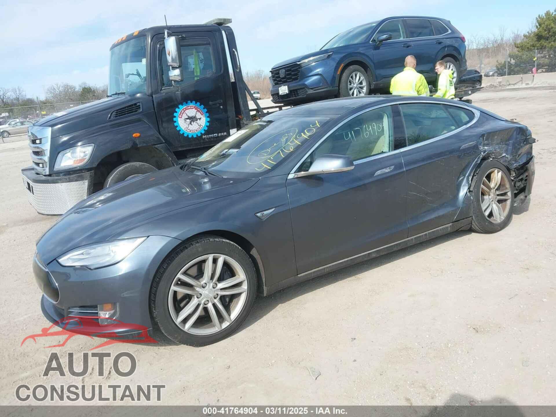 TESLA MODEL S 2014 - 5YJSA1H11EFP53330