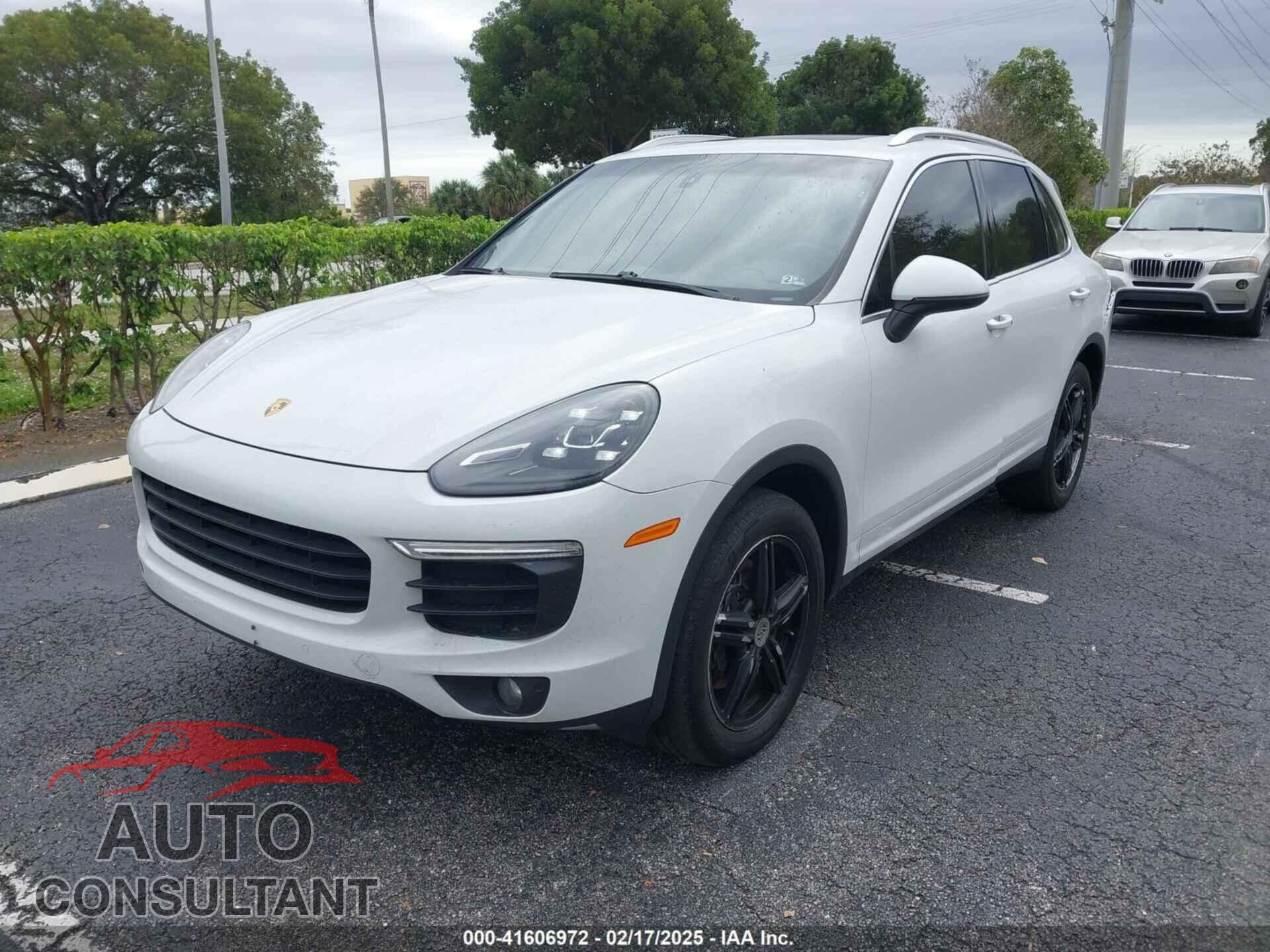 PORSCHE CAYENNE 2016 - WP1AA2A21GLA00402