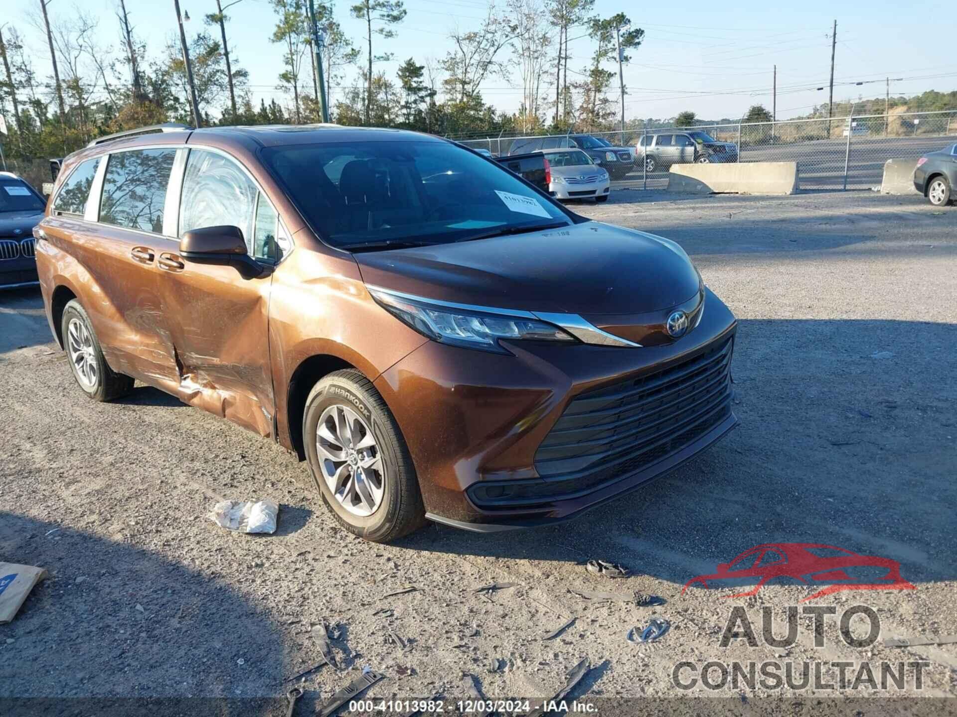 TOYOTA SIENNA 2021 - 5TDBRKEC6MS007261