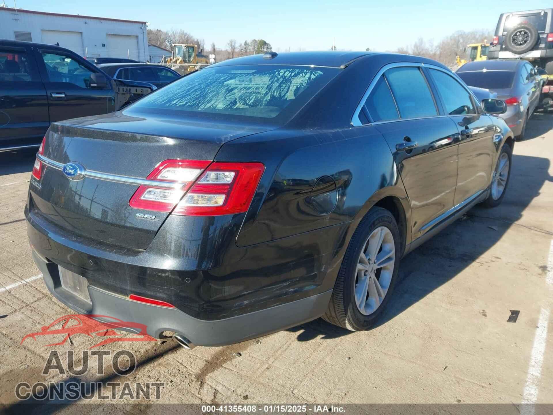 FORD TAURUS 2015 - 1FAHP2E83FG202362