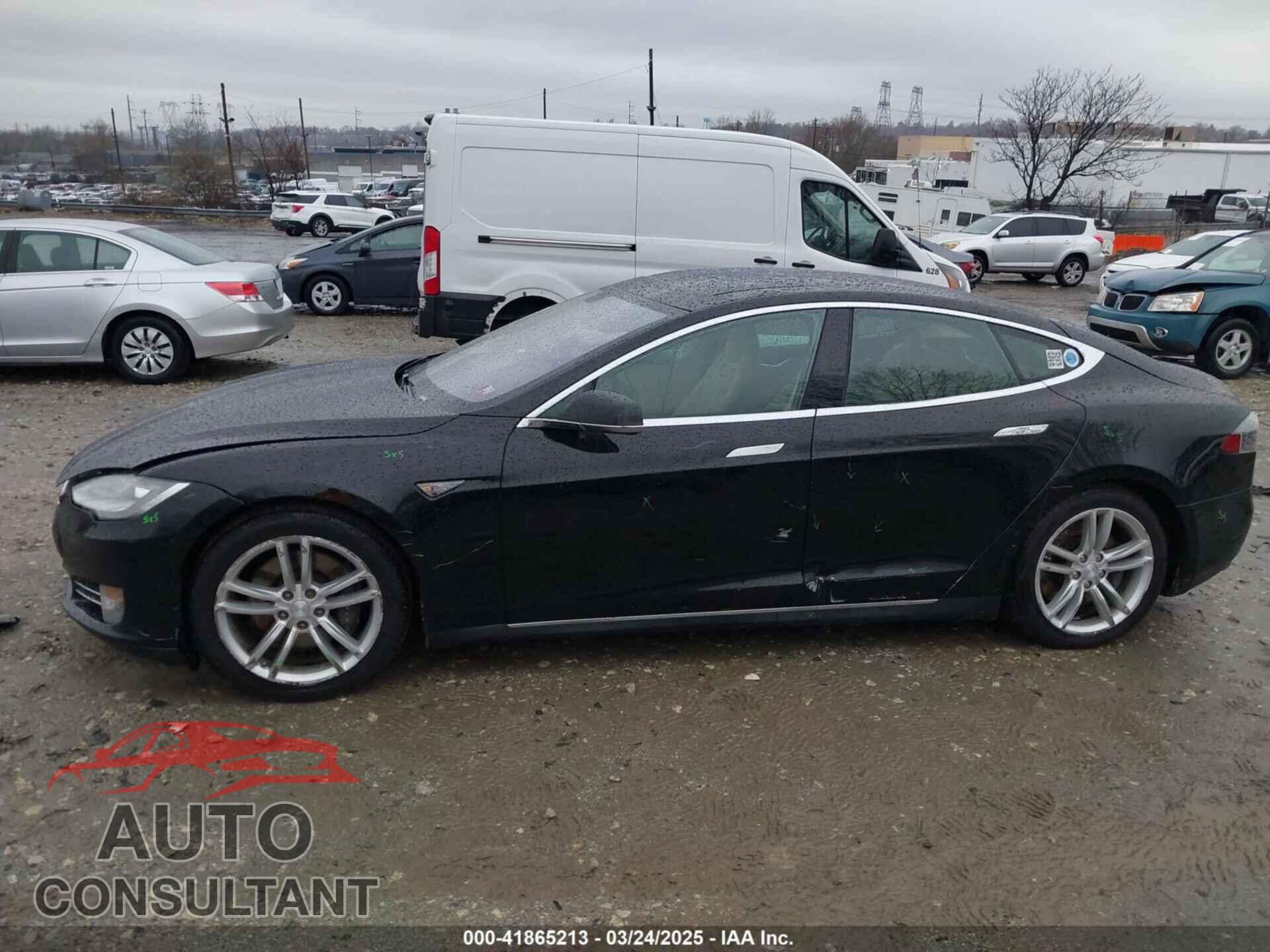 TESLA MODEL S 2013 - 5YJSA1DN9DFP03380