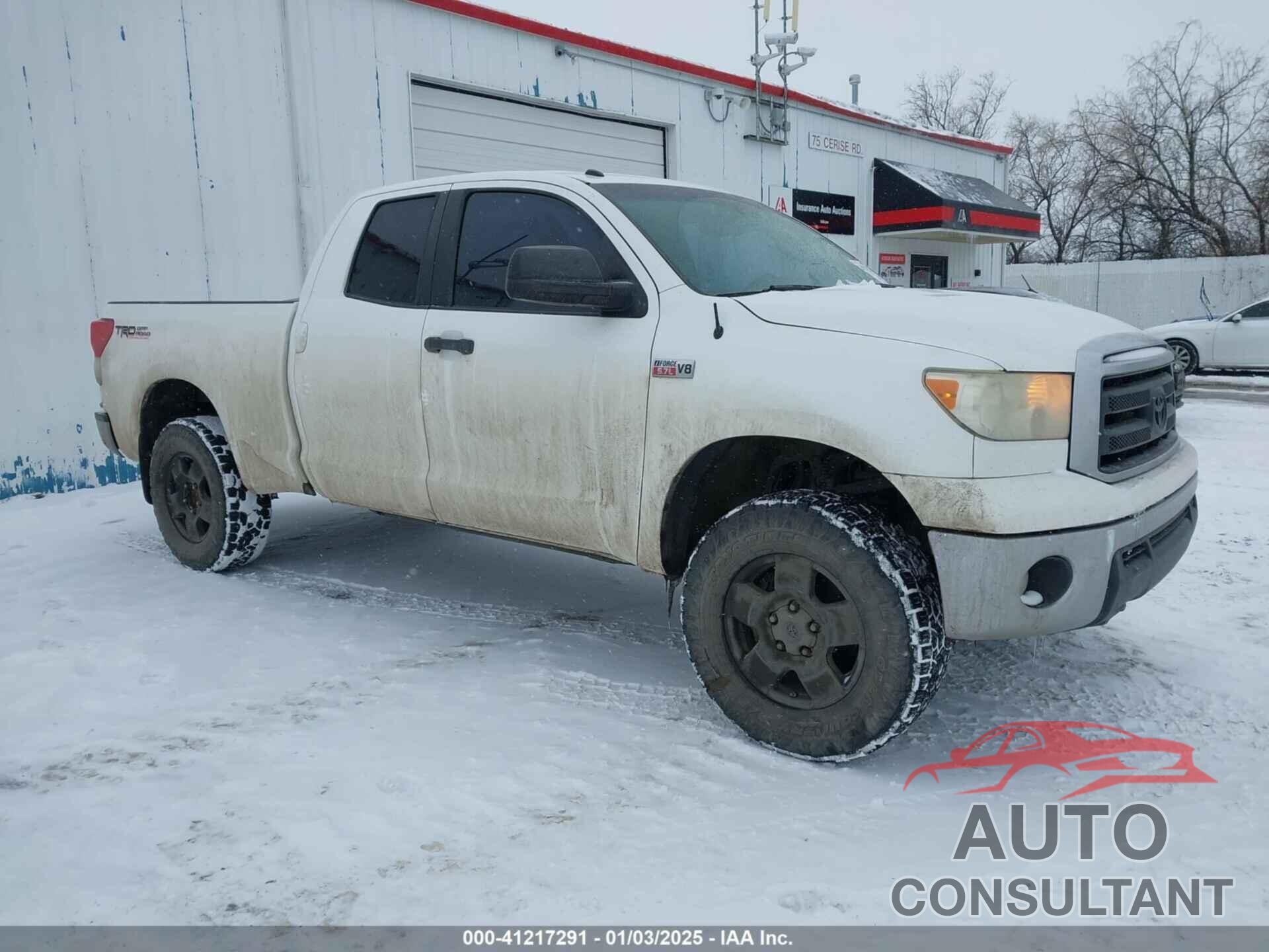TOYOTA TUNDRA 2011 - 5TFUY5F12BX183290