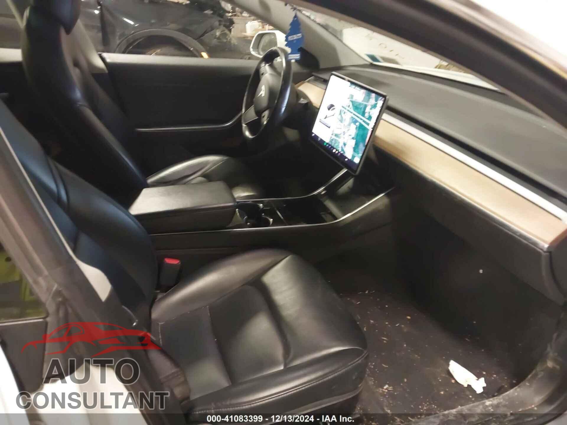 TESLA MODEL 3 2019 - 5YJ3E1EA9KF310285