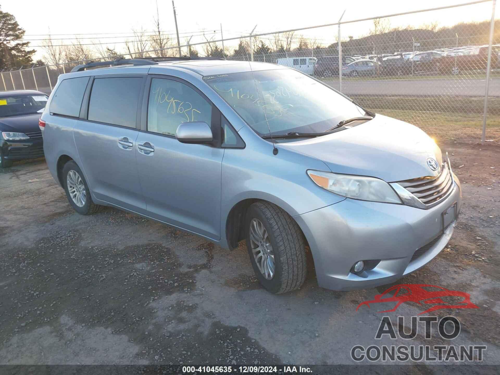 TOYOTA SIENNA 2014 - 5TDYK3DC9ES475668