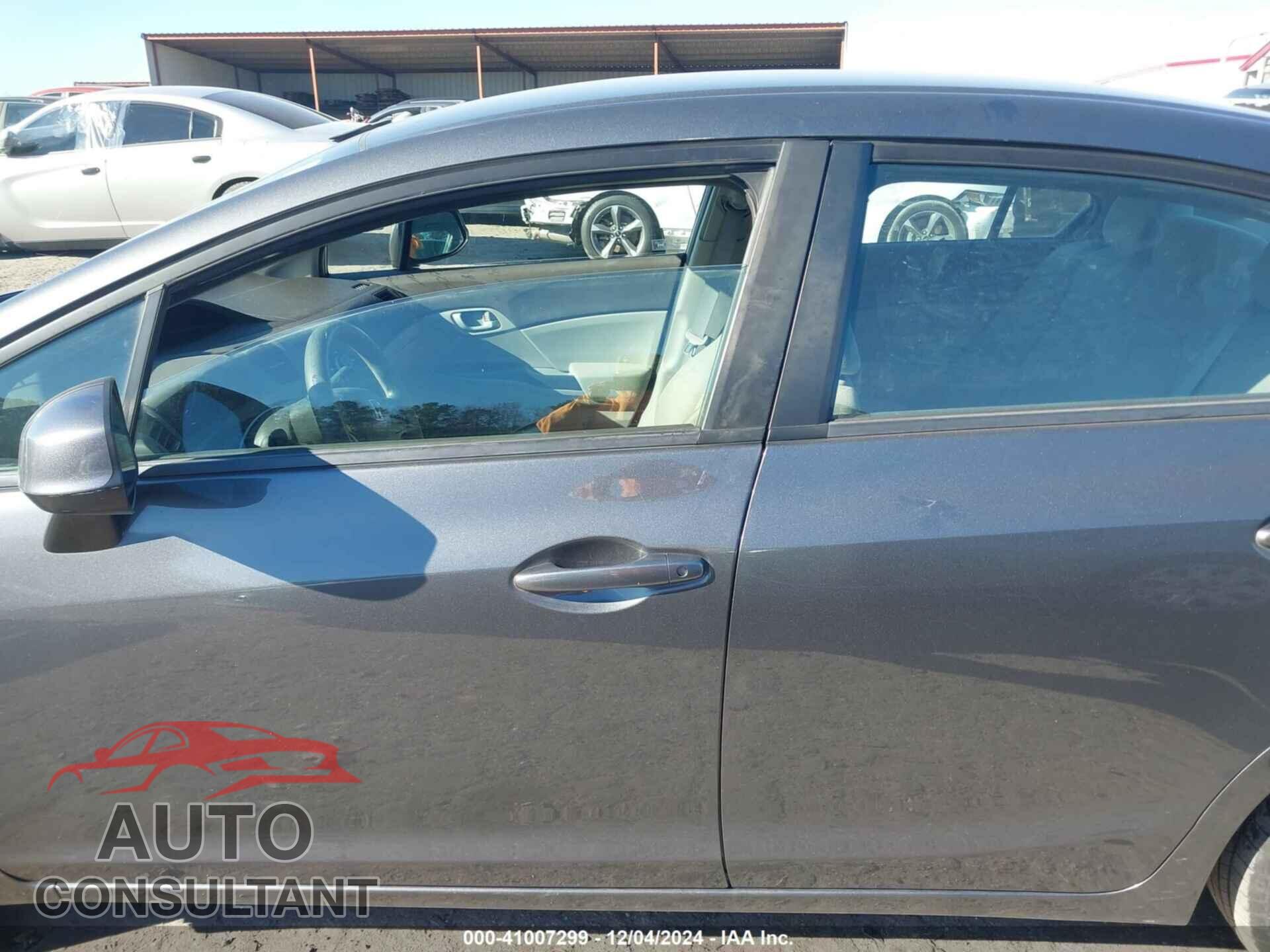HONDA CIVIC 2012 - 2HGFB2F53CH325181