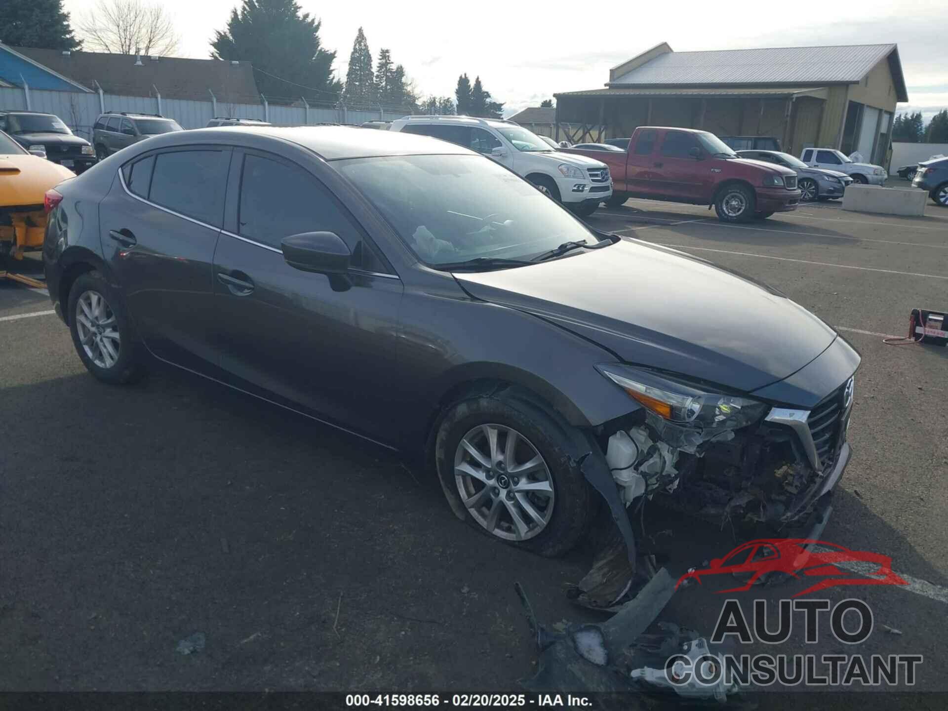 MAZDA MAZDA3 2017 - 3MZBN1U72HM120525