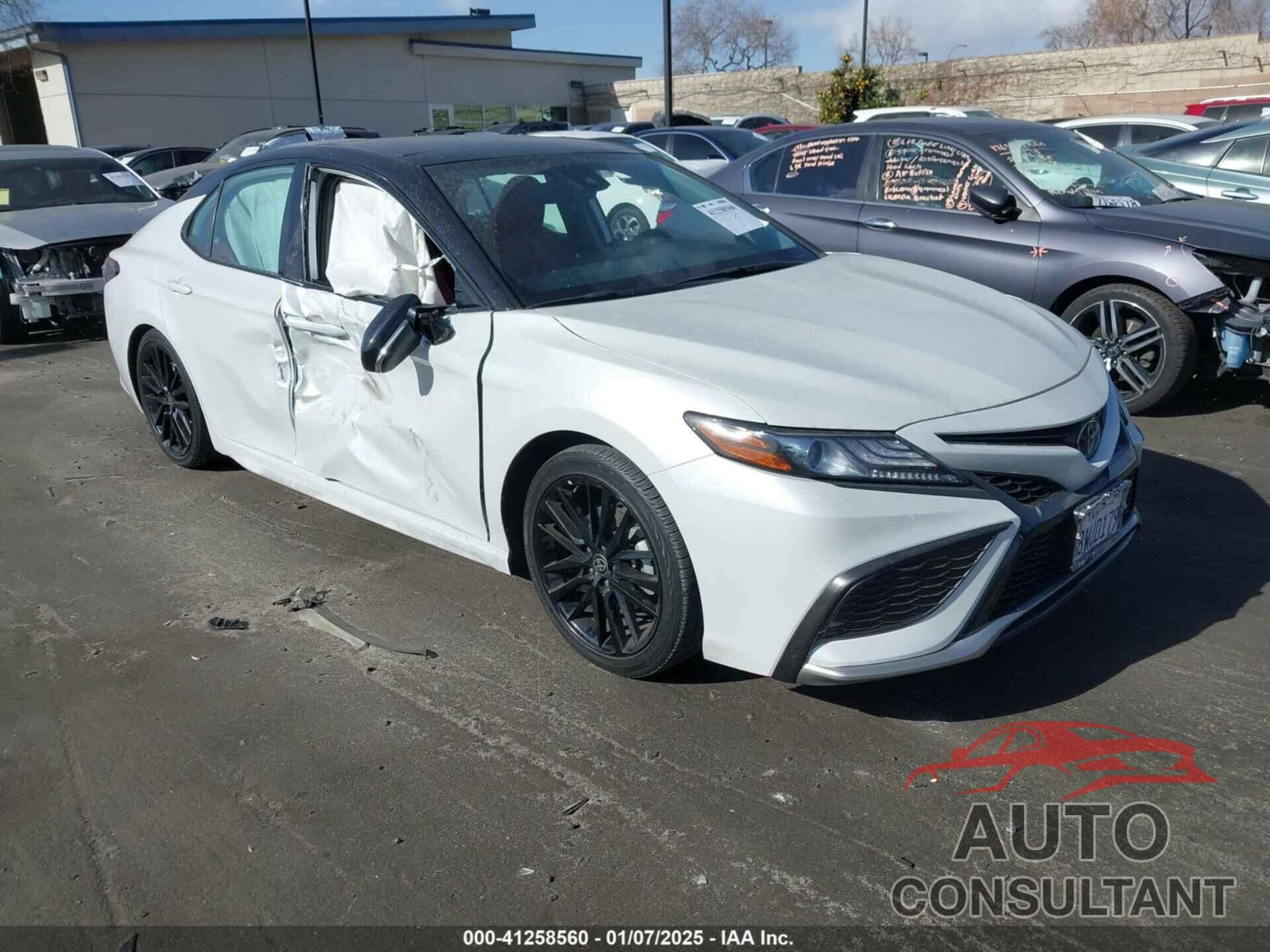 TOYOTA CAMRY 2021 - 4T1K61AK5MU468247