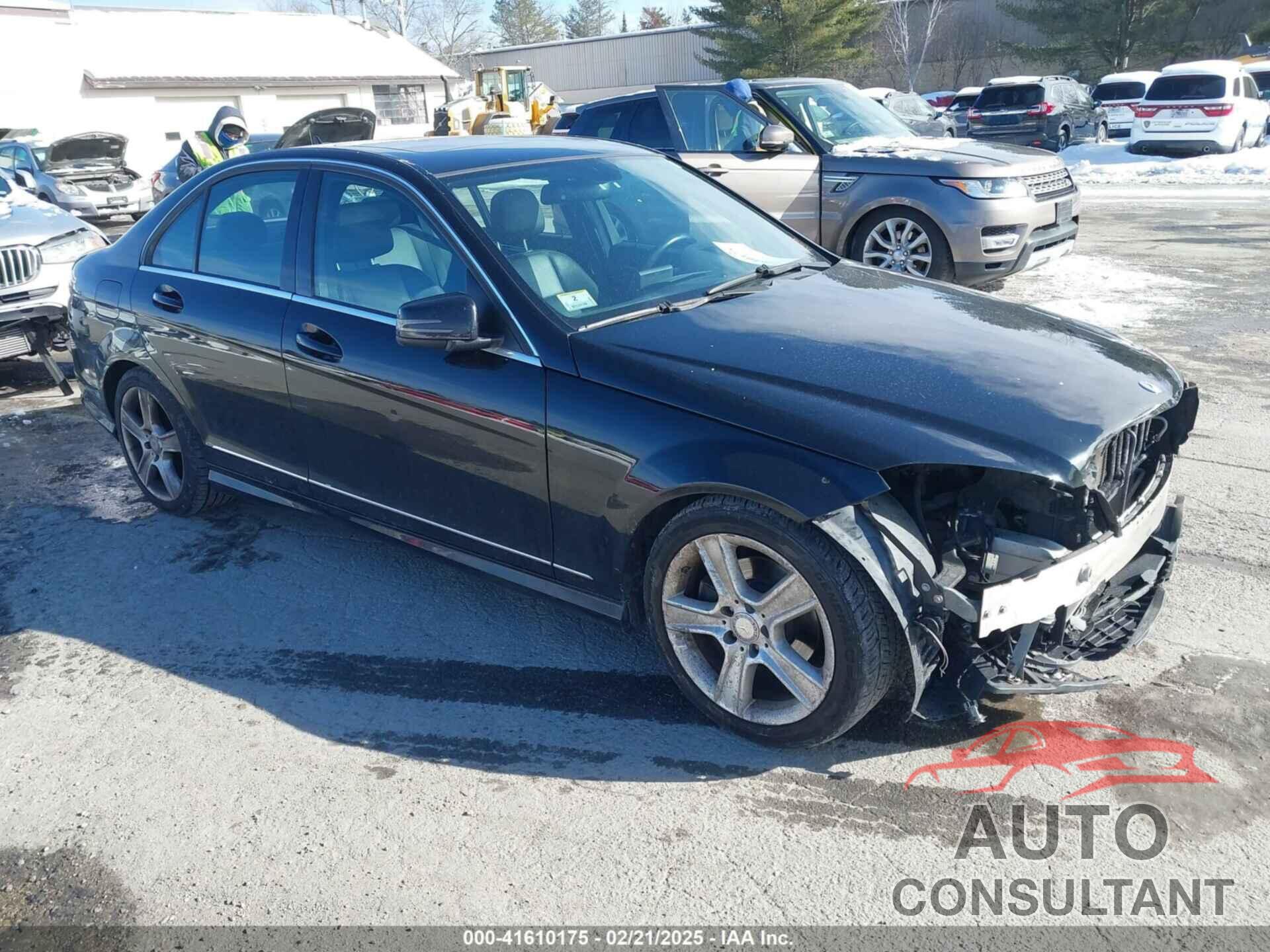 MERCEDES-BENZ C 300 2010 - WDDGF8BB8AF443303