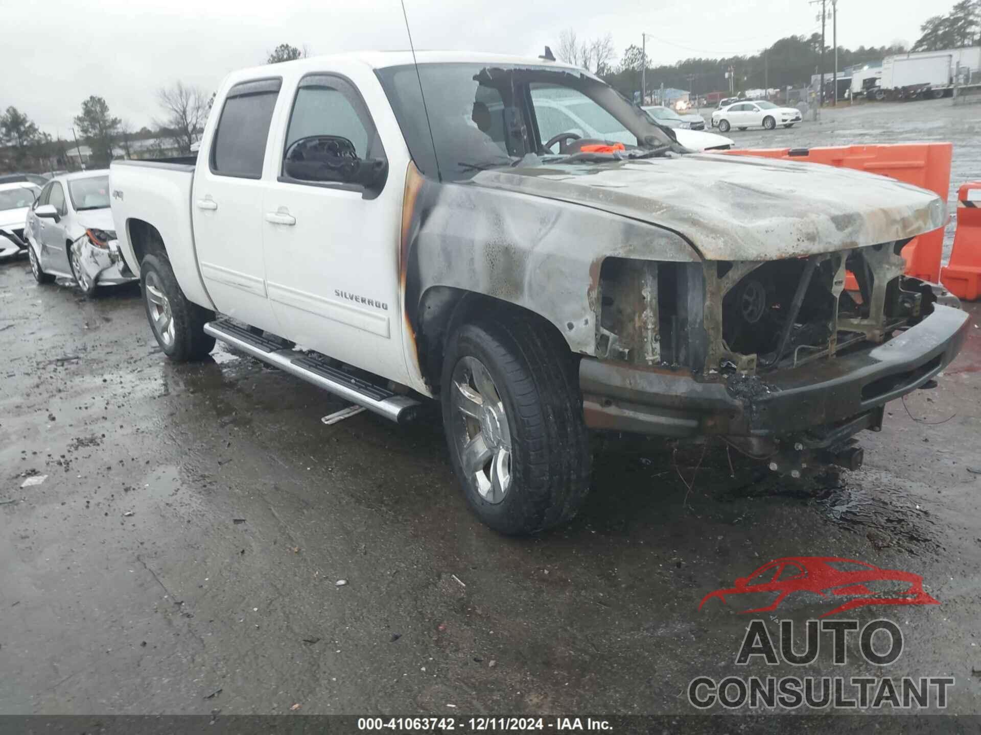 CHEVROLET SILVERADO 1500 2012 - 1GCPKTE78CF219323