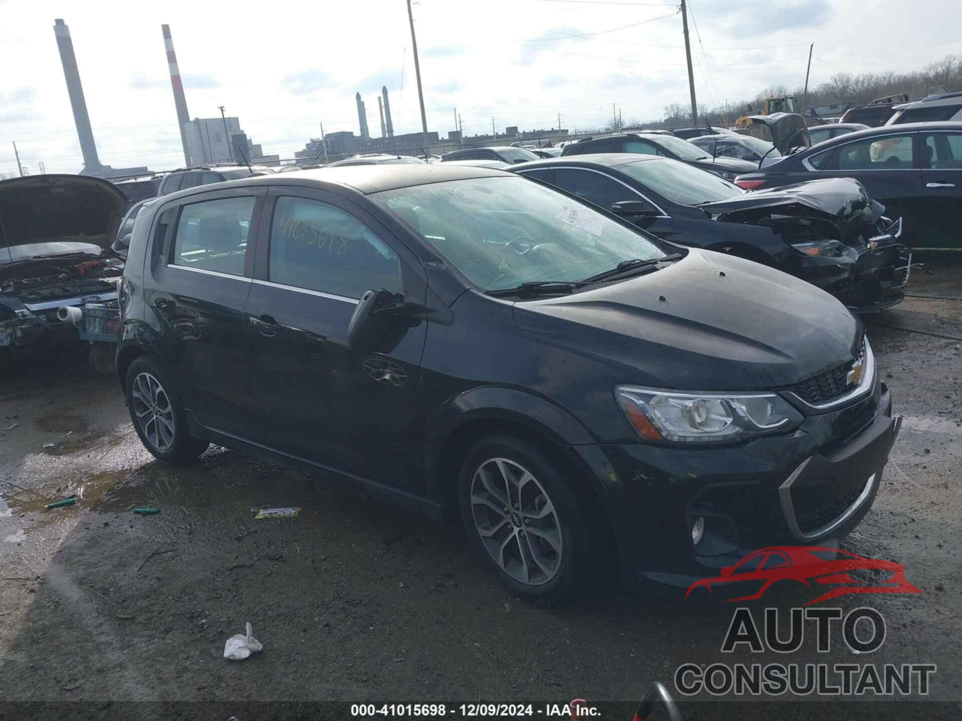 CHEVROLET SONIC 2017 - 1G1JD6SH4H4129581