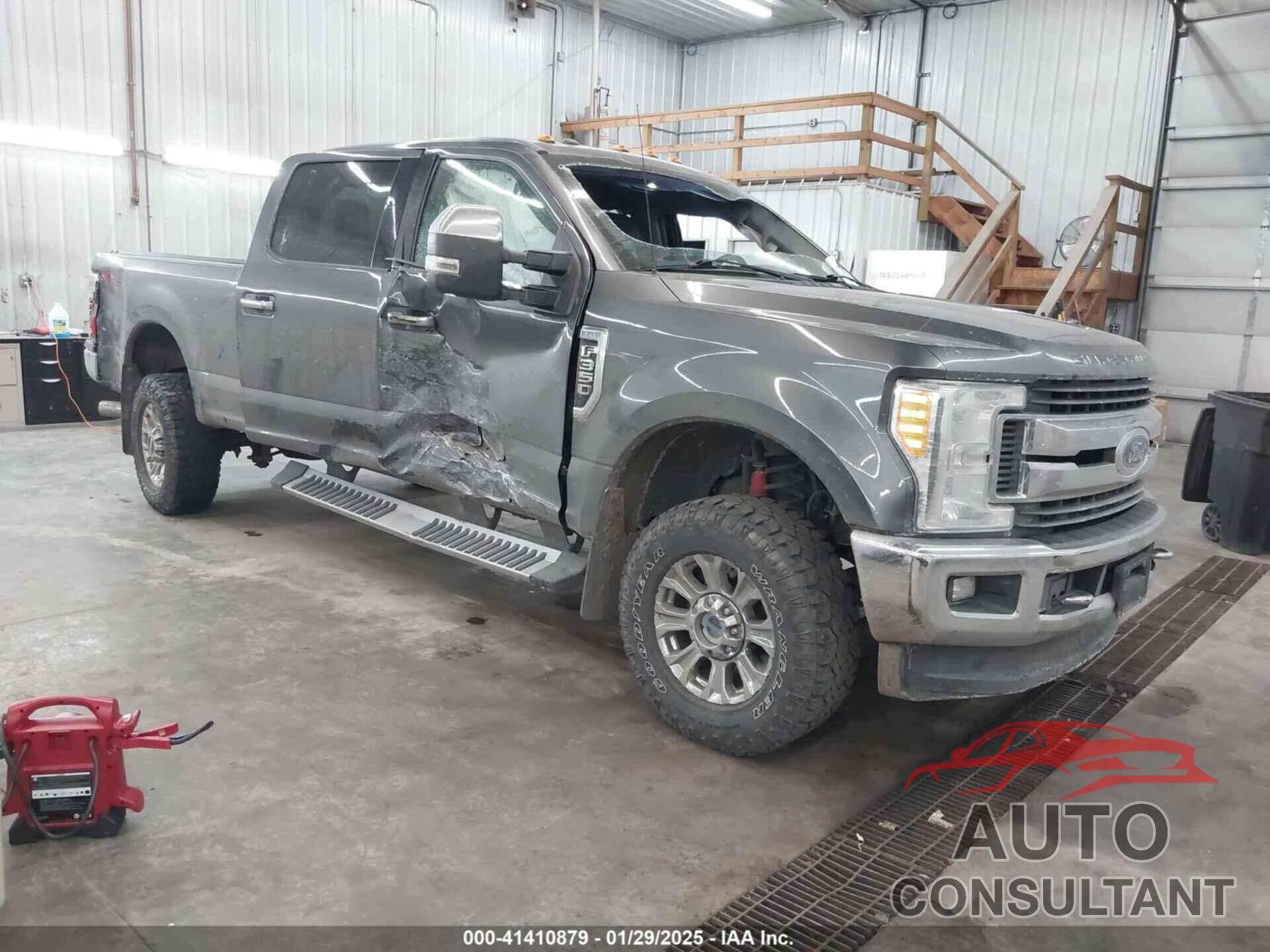 FORD F-350 2017 - 1FT8W3B62HEF15648