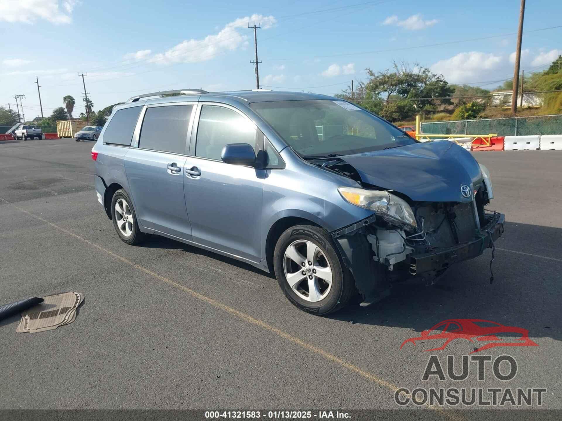 TOYOTA SIENNA 2015 - 5TDKK3DC4FS534620